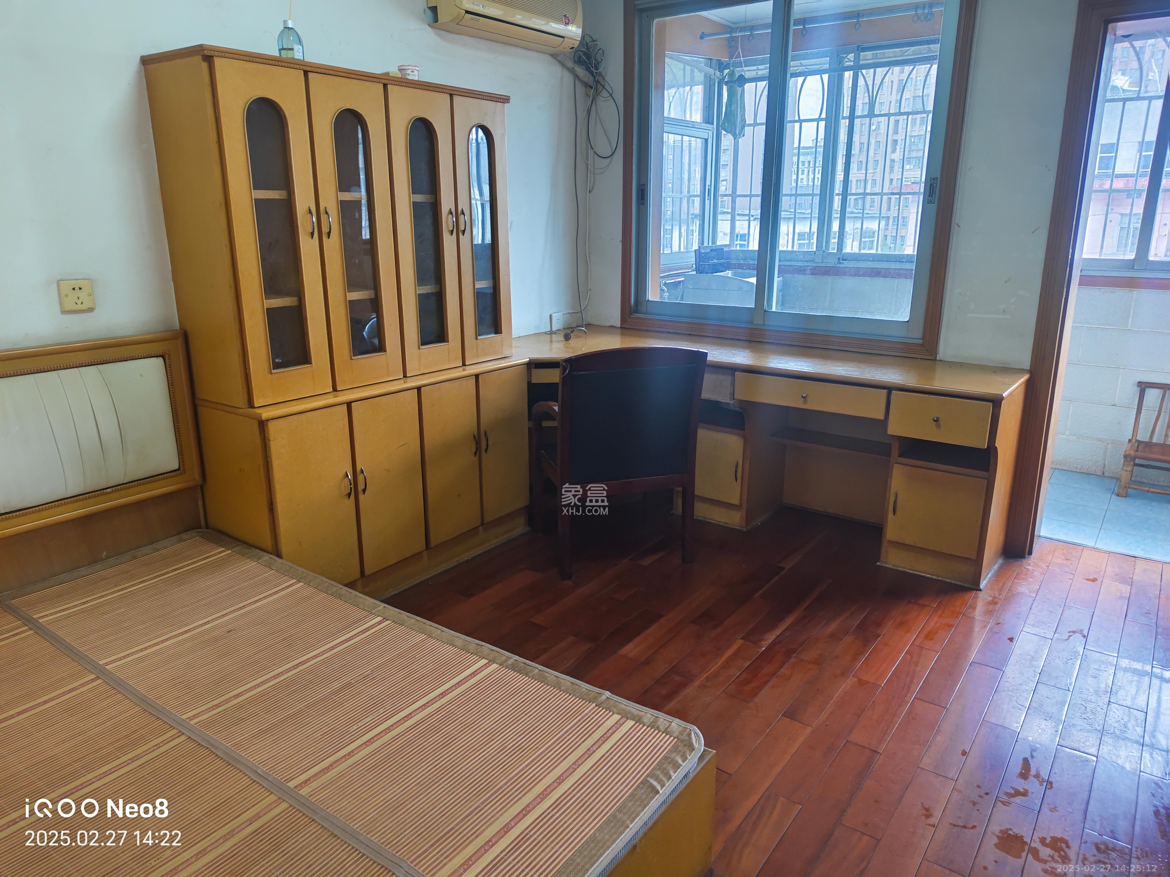 三湘小区  3室2厅1卫   1750.00元/月室内图