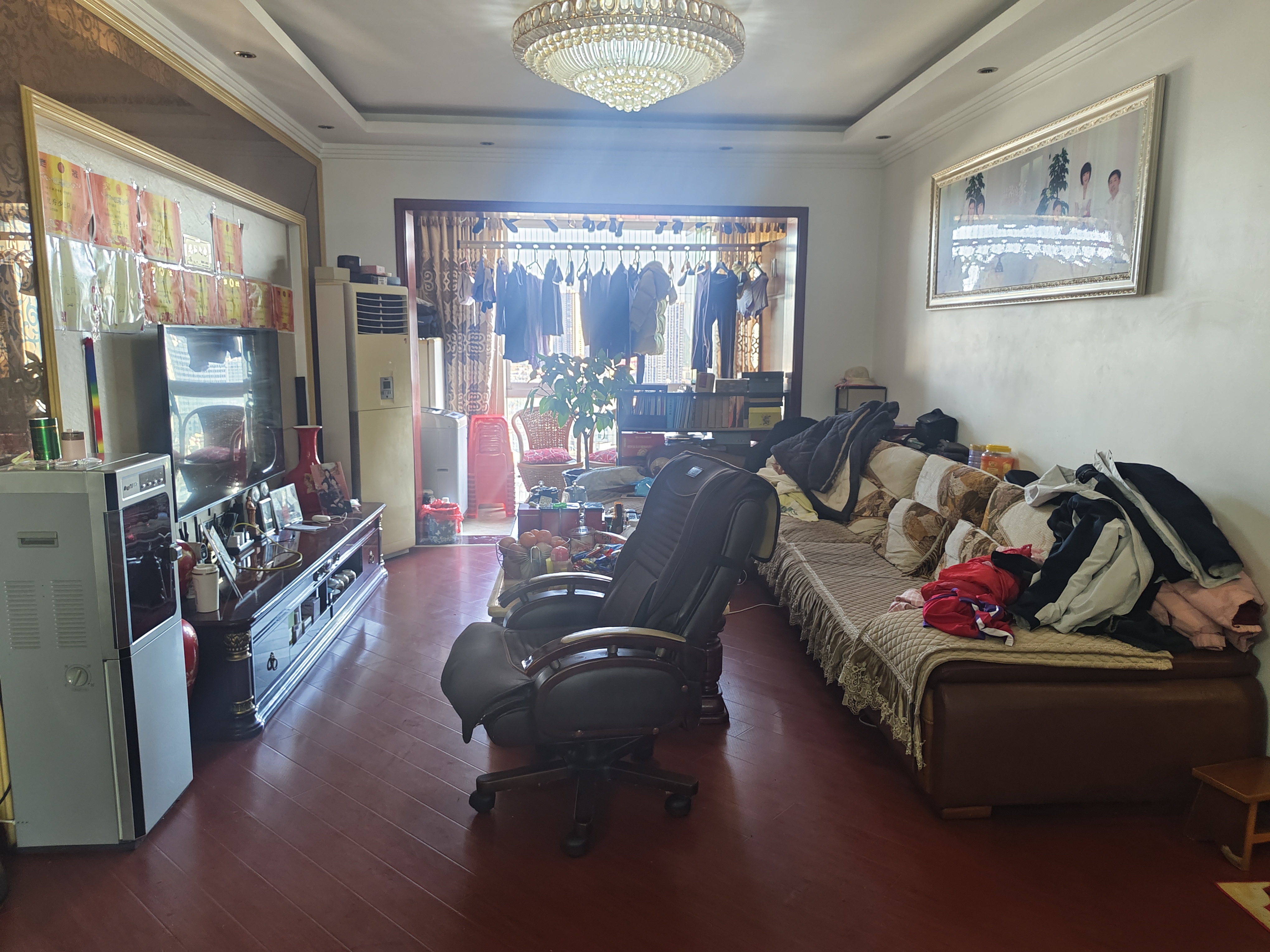 百花好望角 3室2厅2卫 68.0万 百花好望角 3室2厅2卫 68.0万客厅