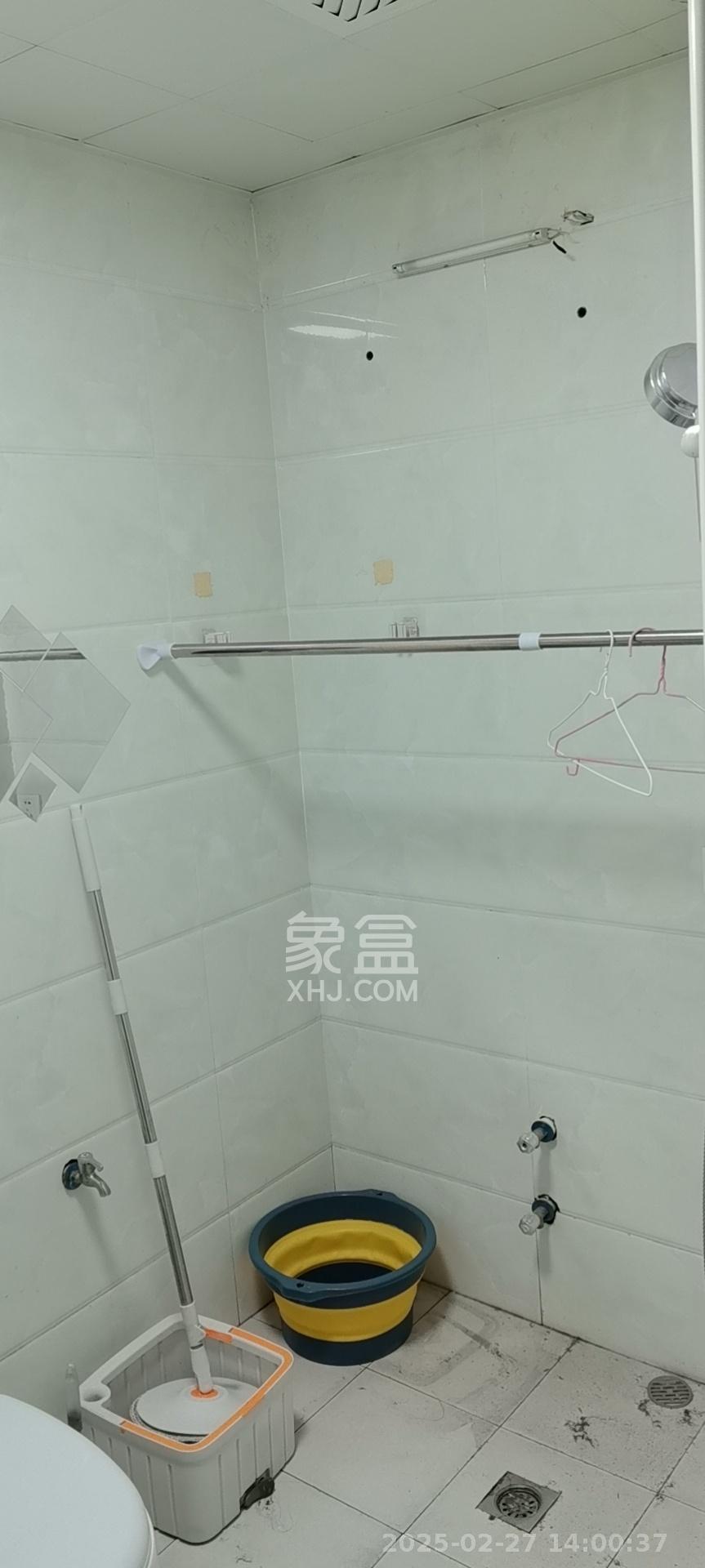 阳光锦城  1室1厅1卫   1300.00元/月室内图