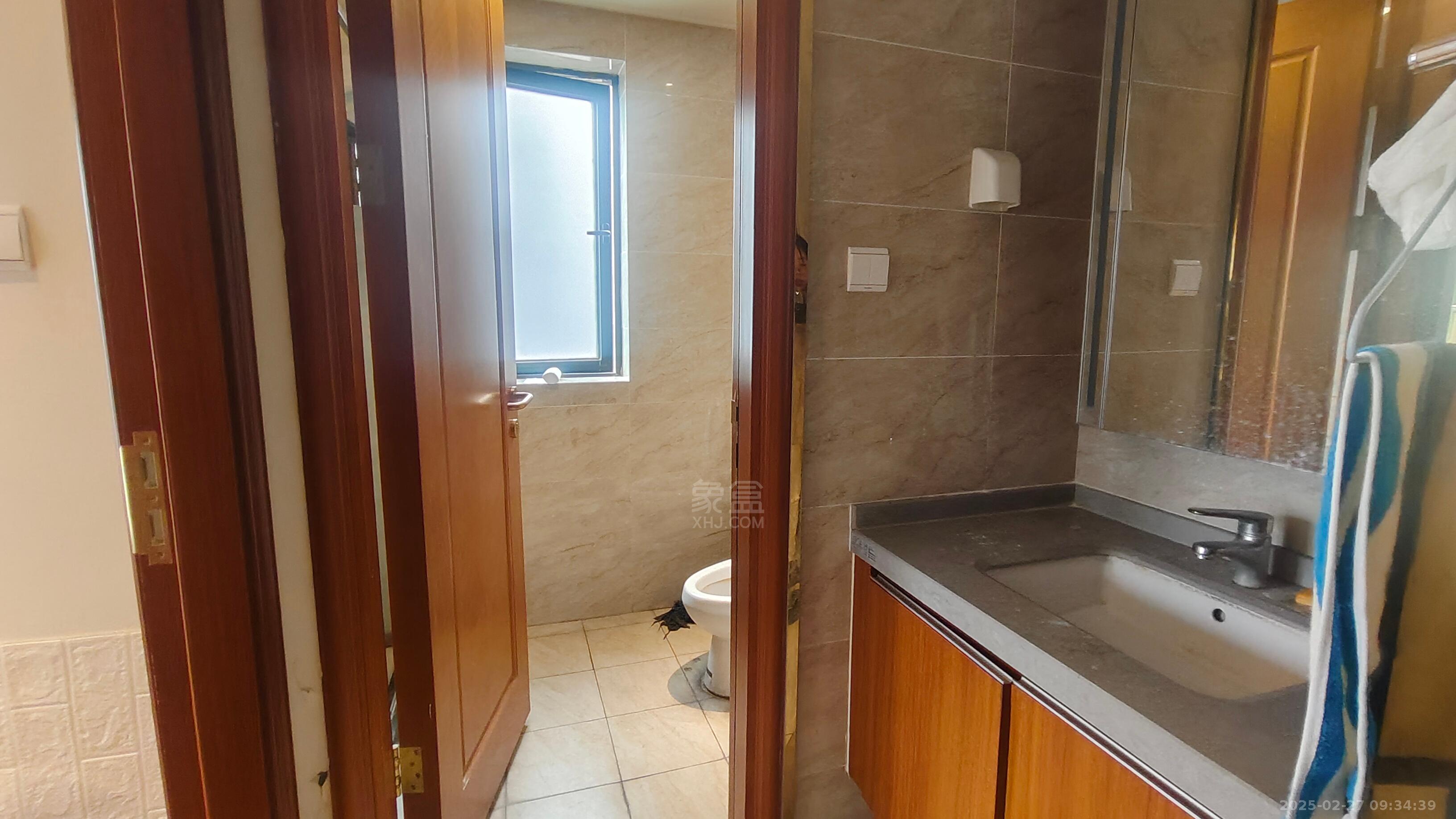 恒大林溪郡 4室2厅1卫 2500.0元/月 恒大林溪郡 4室2厅1卫 2500.0元/月室内图