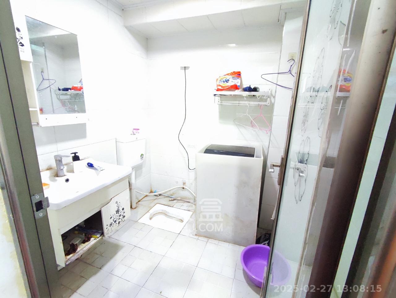 中南汽车世界 2室2厅1卫 1200.0元/月 中南汽车世界 2室2厅1卫 1200.0元/月室内图