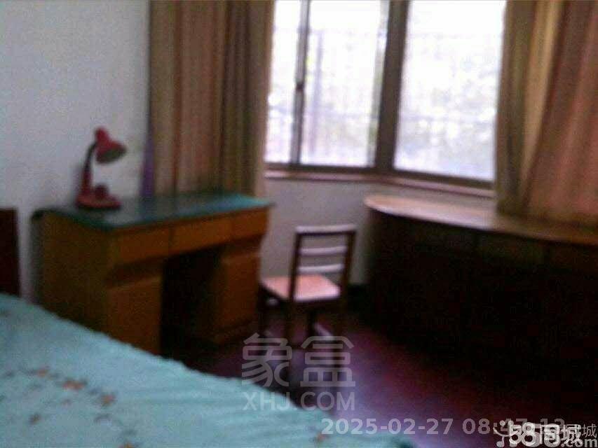 株洲华苑小区  3室2厅2卫   1800.00元/月室内图