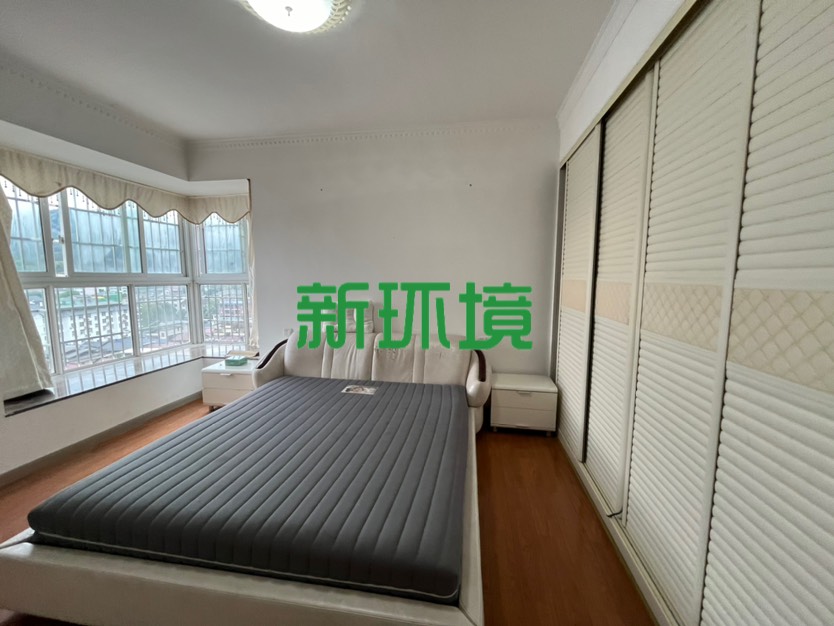 欣业苑  3室2厅2卫   75.00万客厅