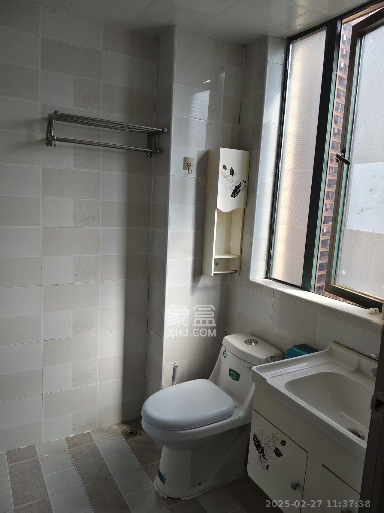 金湘苑(星澜之悦) 4室2厅2卫 2000.0元/月 金湘苑(星澜之悦) 4室2厅2卫 2000.0元/月室内图