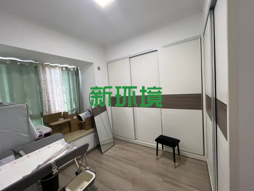 天门壹号  4室2厅2卫   74.80万客厅
