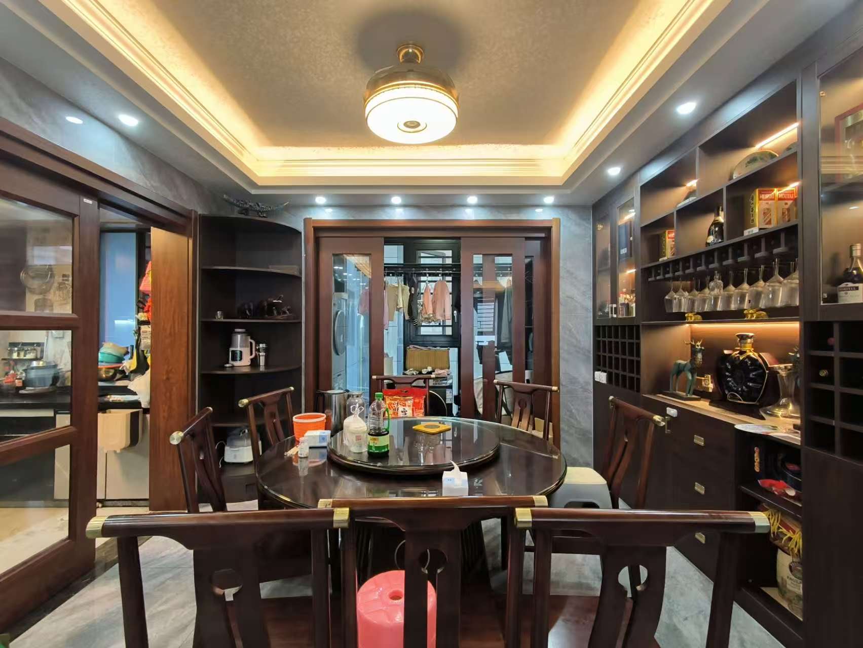 碧桂园中央半岛 5室2厅2卫 338.0万 碧桂园中央半岛 5室2厅2卫 338.0万室内图