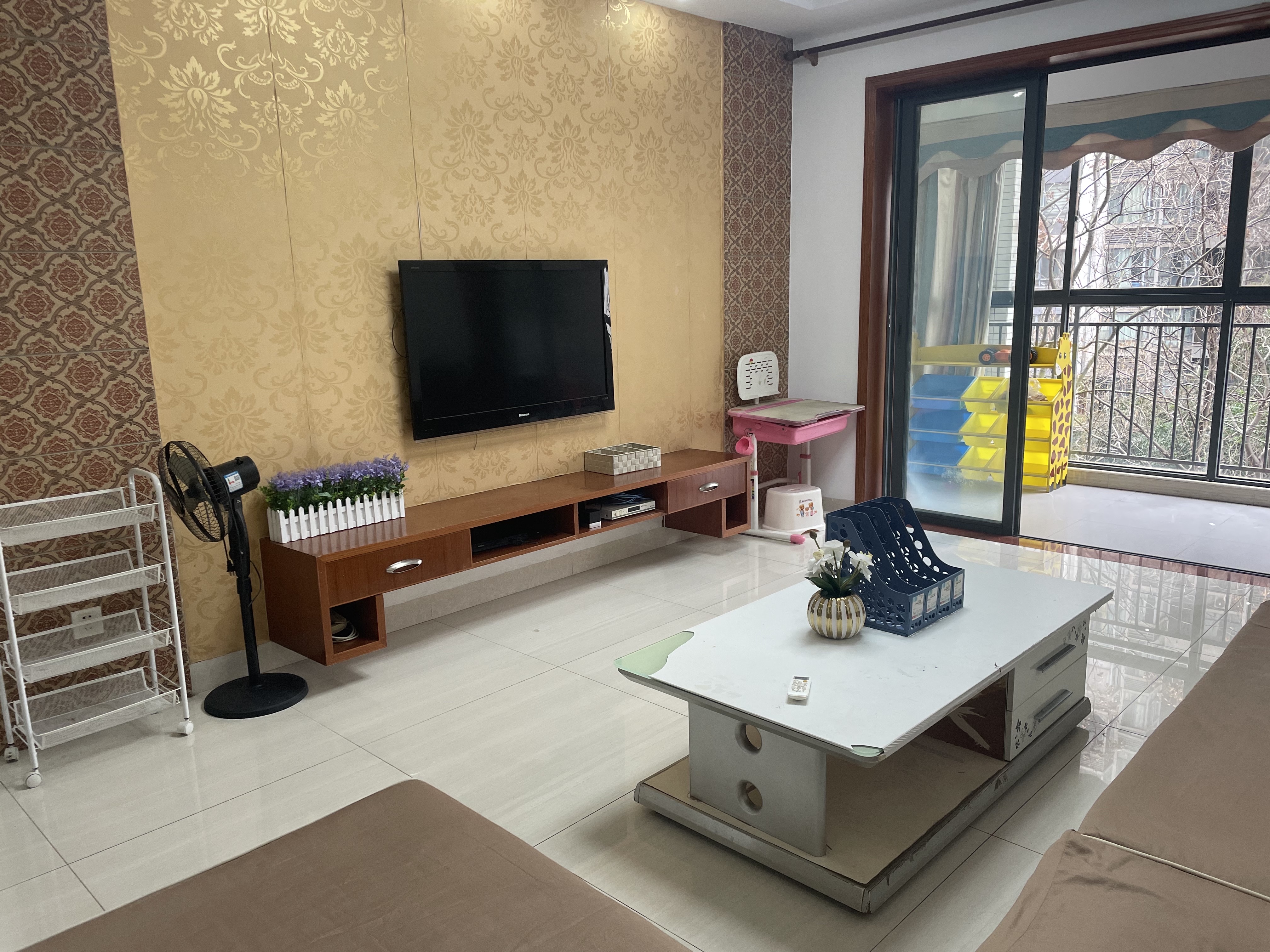 愉景湾西域 3室2厅1卫 2200.0元/月 愉景湾西域 3室2厅1卫 2200.0元/月室内图