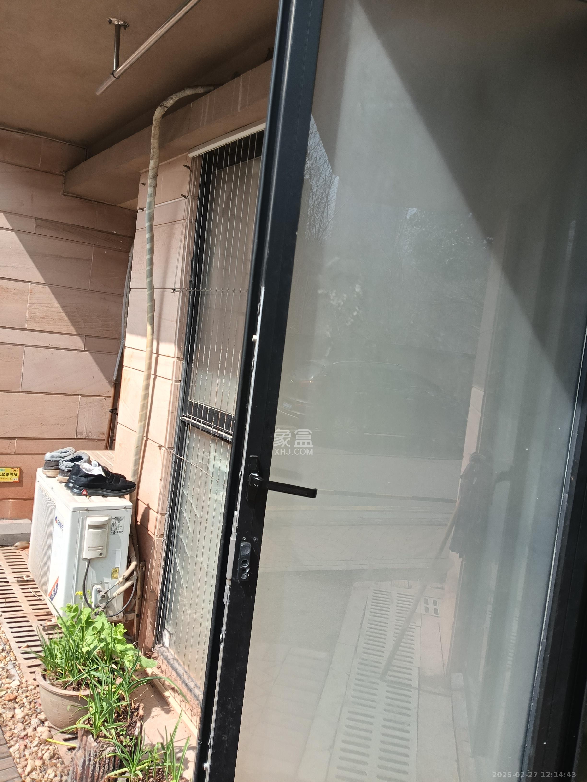 郡原居里  1室1厅1卫   900.00元/月室内图