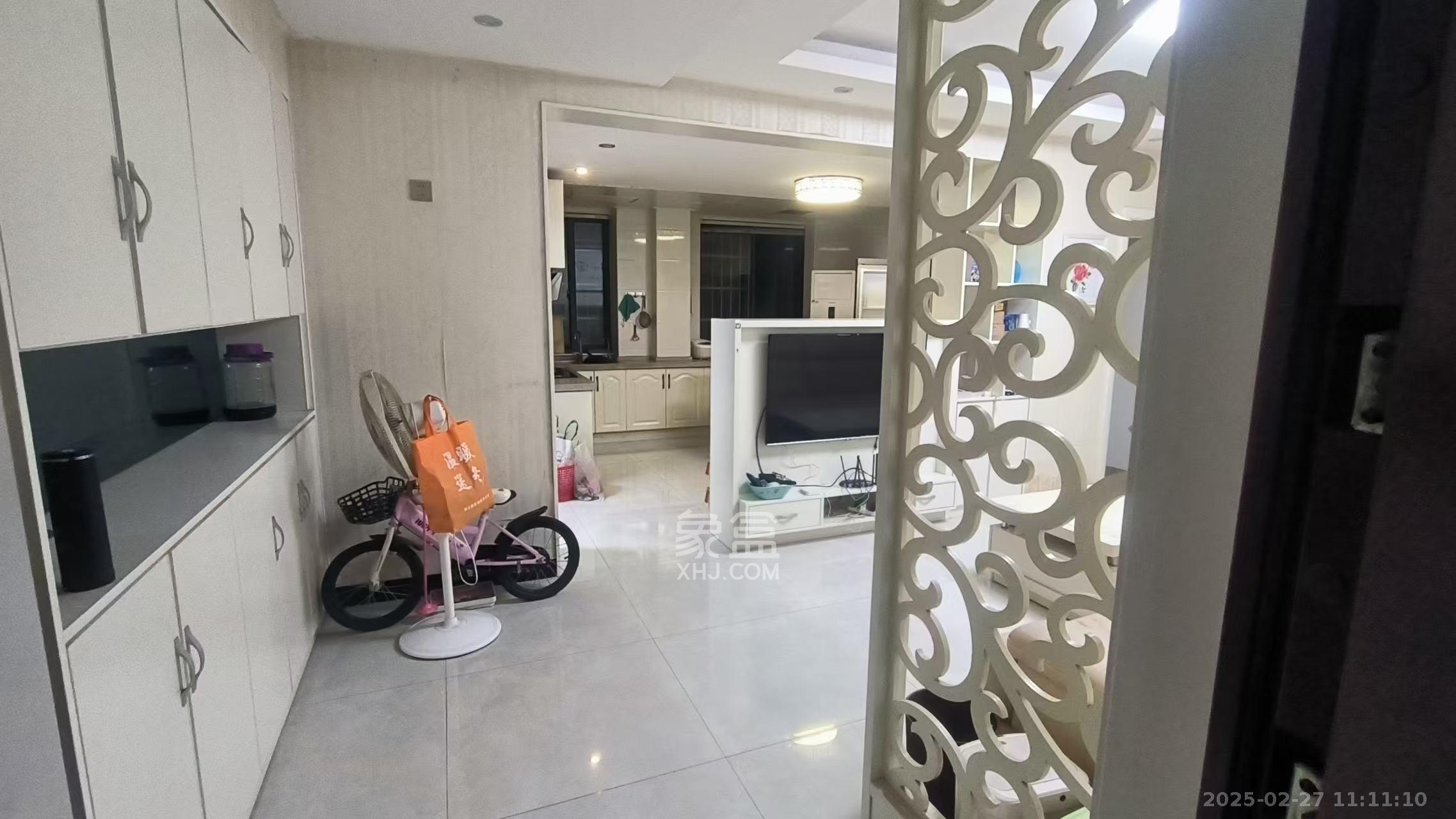 九龙领仕汇 3室2厅2卫 2500.0元/月 九龙领仕汇 3室2厅2卫 2500.0元/月室内图