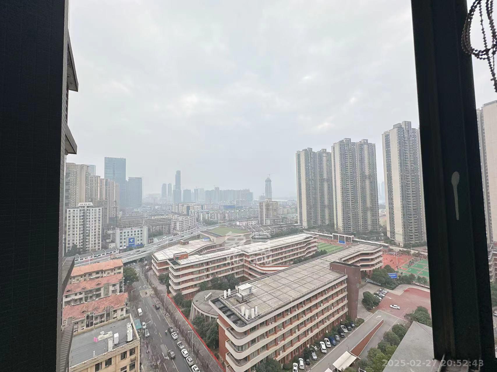 滨江君悦香邸  1室0厅0卫   2300.00元/月室内图