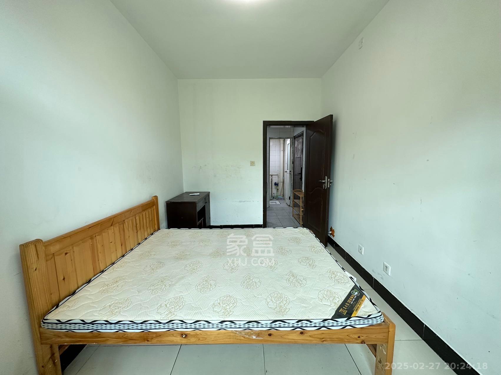 洞井生产安置小区(洞井新兴安置小区) 1室0厅0卫 1000.0元/月 洞井生产安置小区(洞井新兴安置小区) 1室0厅0卫 1000.0元/月室内图