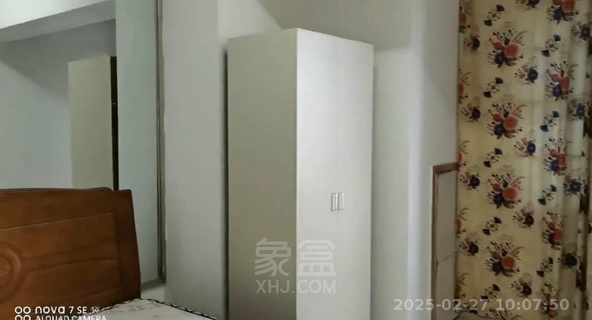 福鑫大厦  2室2厅1卫    1500.0元/月 福鑫大厦  2室2厅1卫    1500.0元/月室内图