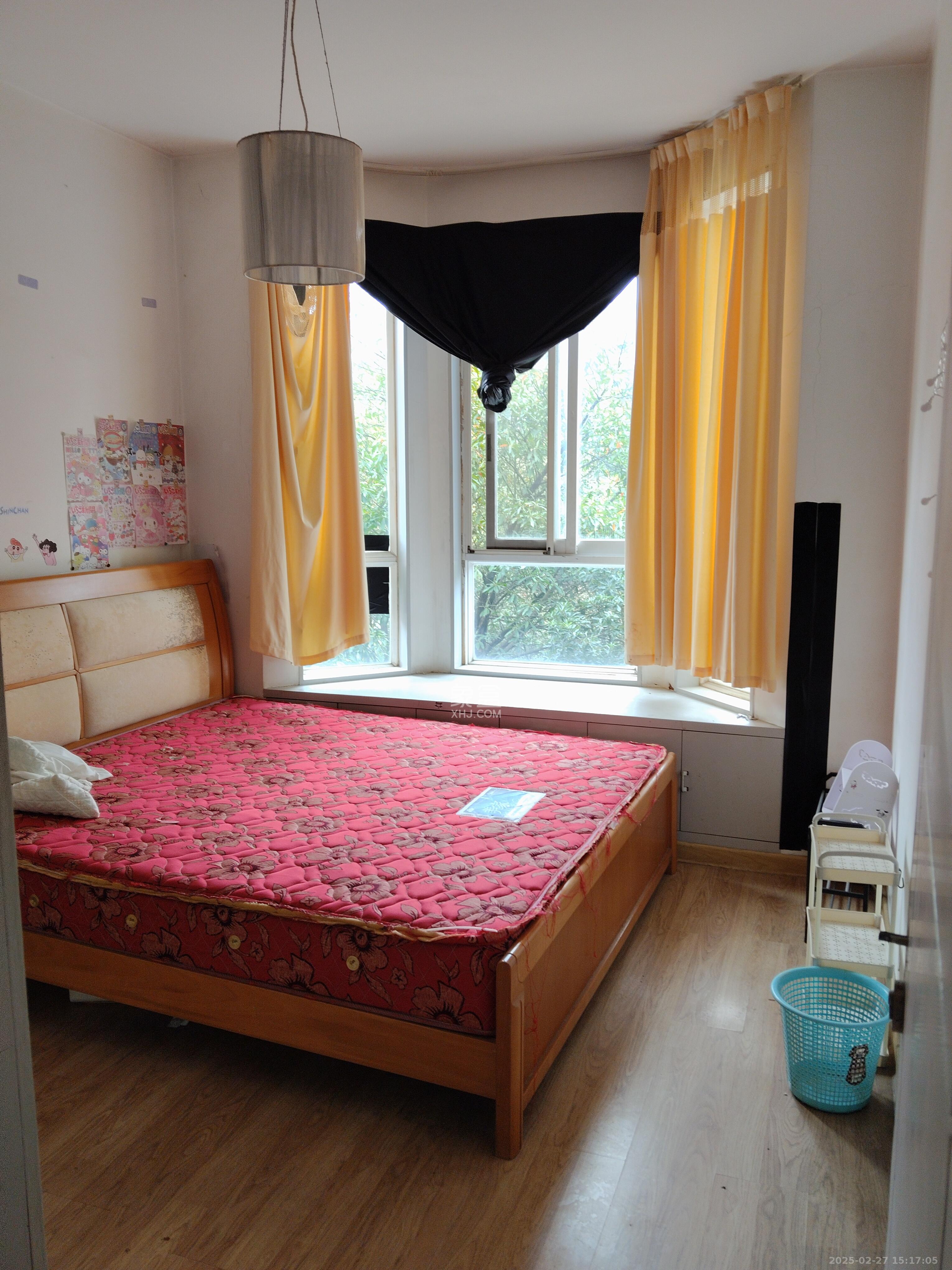 山水人家一二期 3室2厅2卫 2000.0元/月 山水人家一二期 3室2厅2卫 2000.0元/月室内图