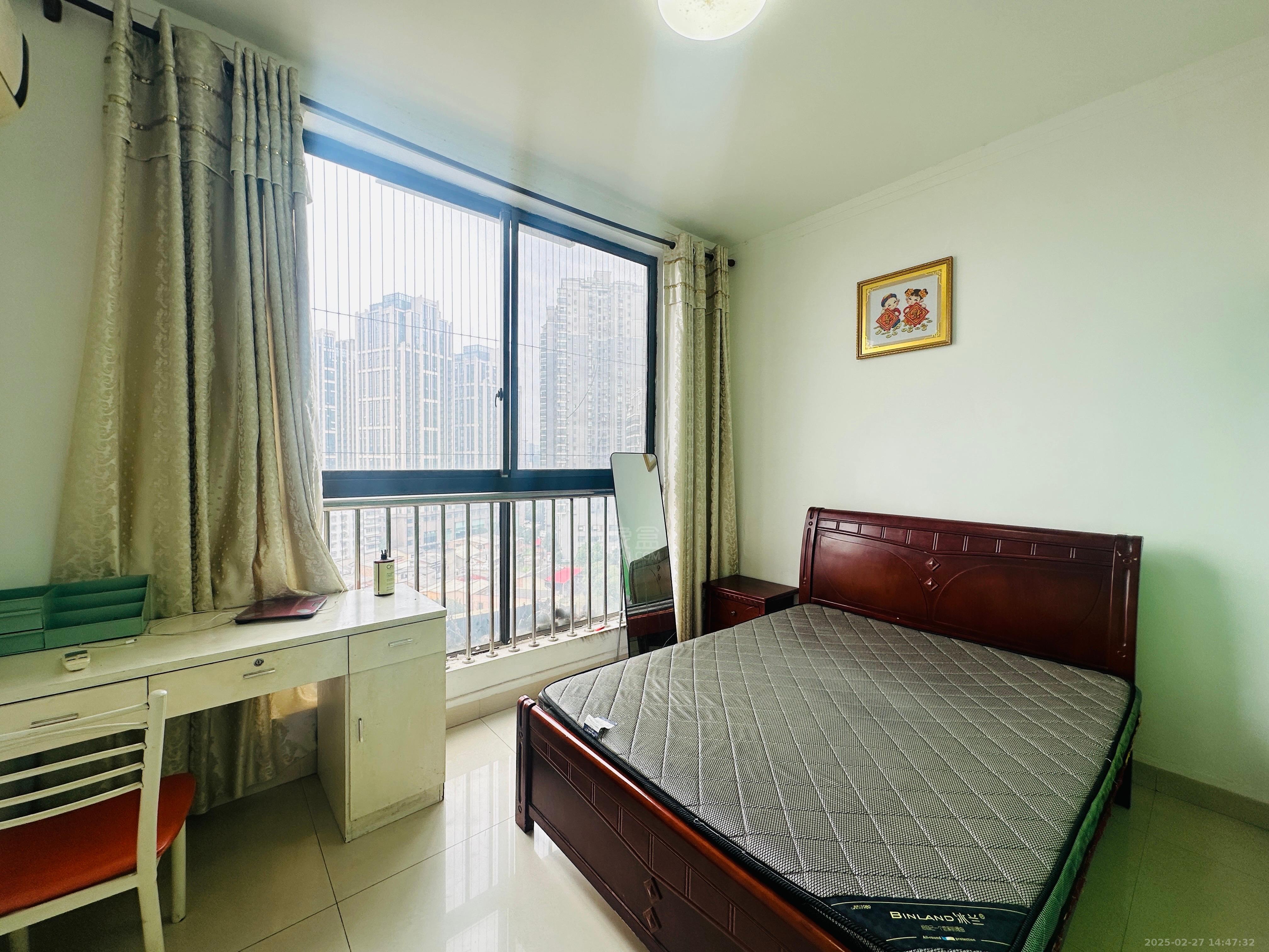 水岸春天 2室2厅1卫 1400.0元/月 水岸春天 2室2厅1卫 1400.0元/月室内图