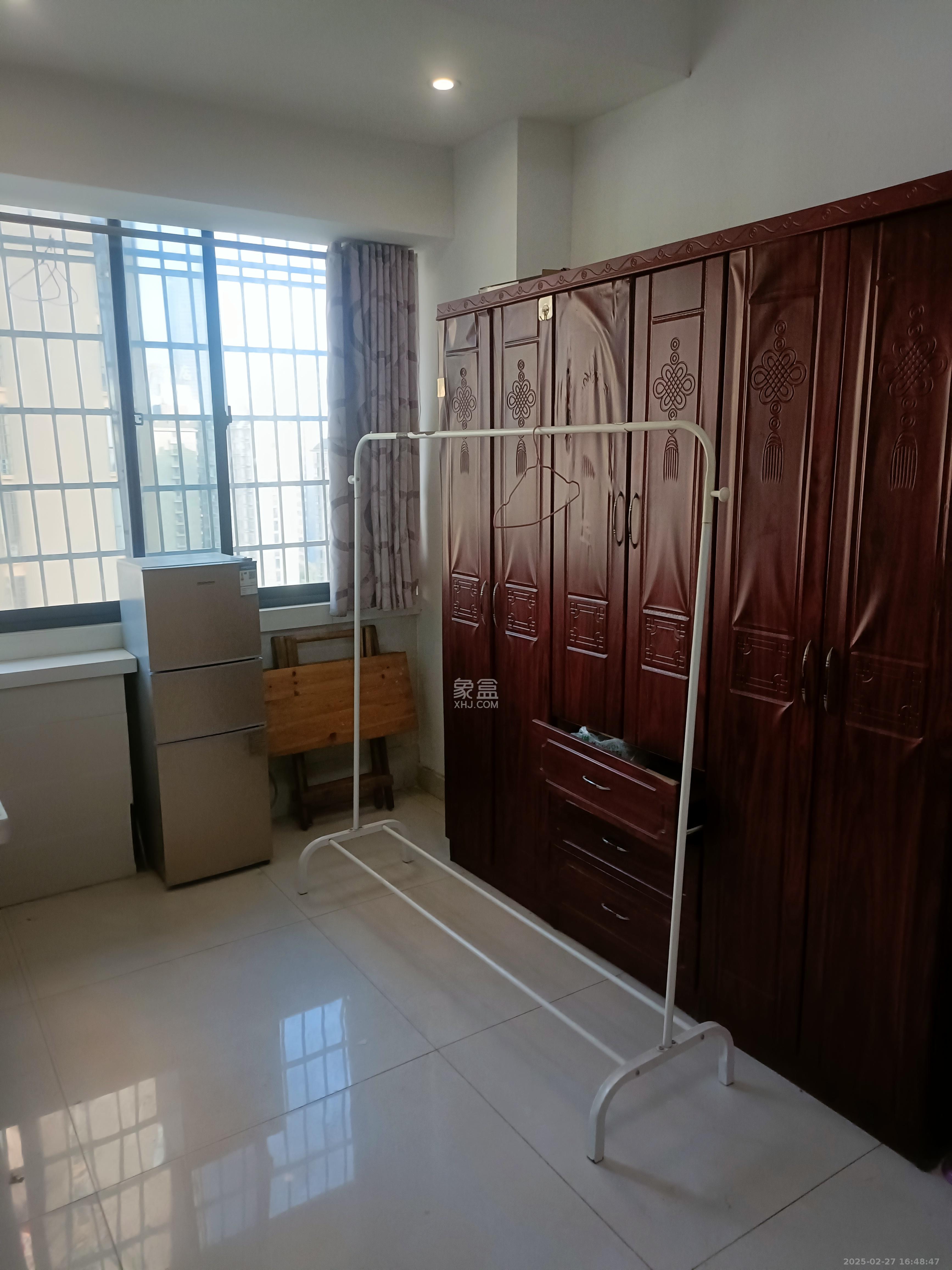 佐佑大厦 1室1厅1卫 850.0元/月 佐佑大厦 1室1厅1卫 850.0元/月室内图