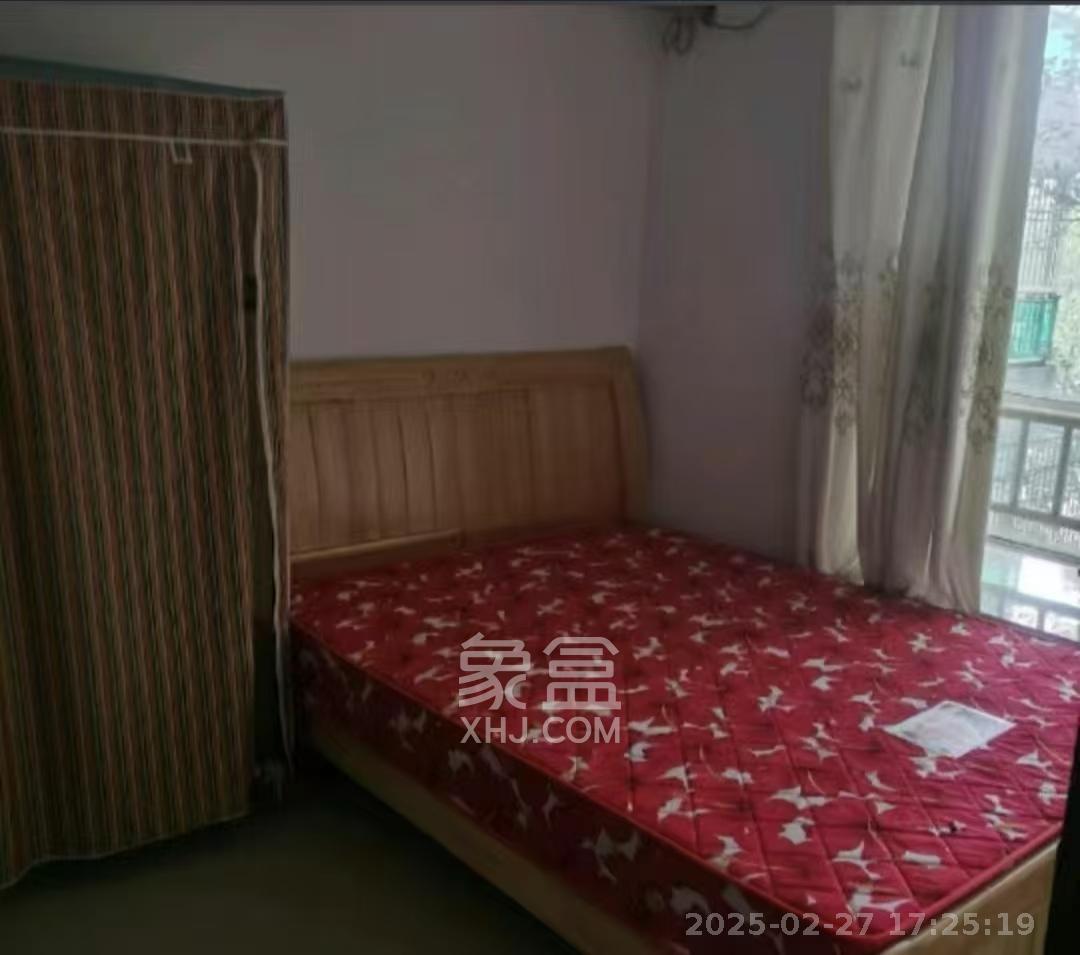 湘麓国际 3室2厅1卫 2800.0元/月 湘麓国际 3室2厅1卫 2800.0元/月室内图