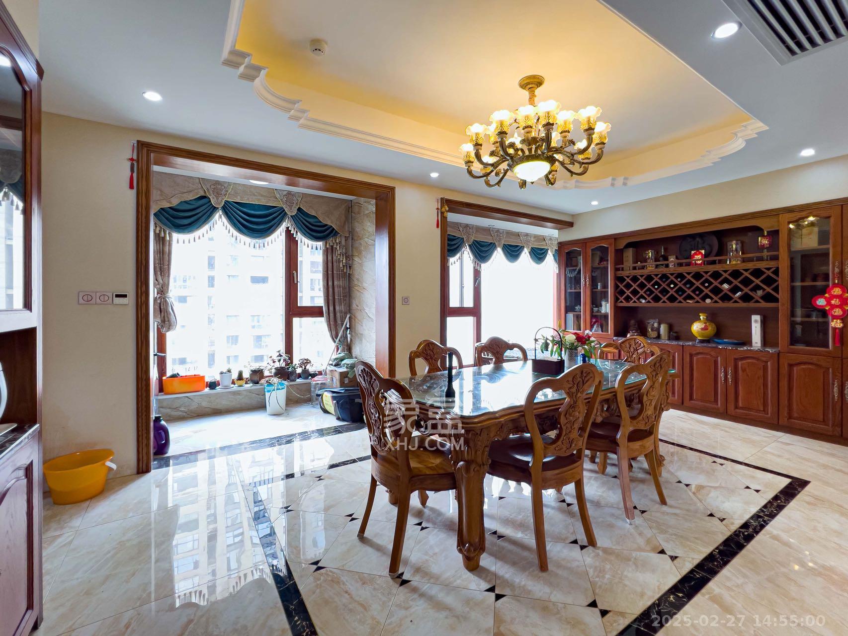 金茂梅溪湖 3室2厅2卫 7000.0元/月 金茂梅溪湖 3室2厅2卫 7000.0元/月室内图