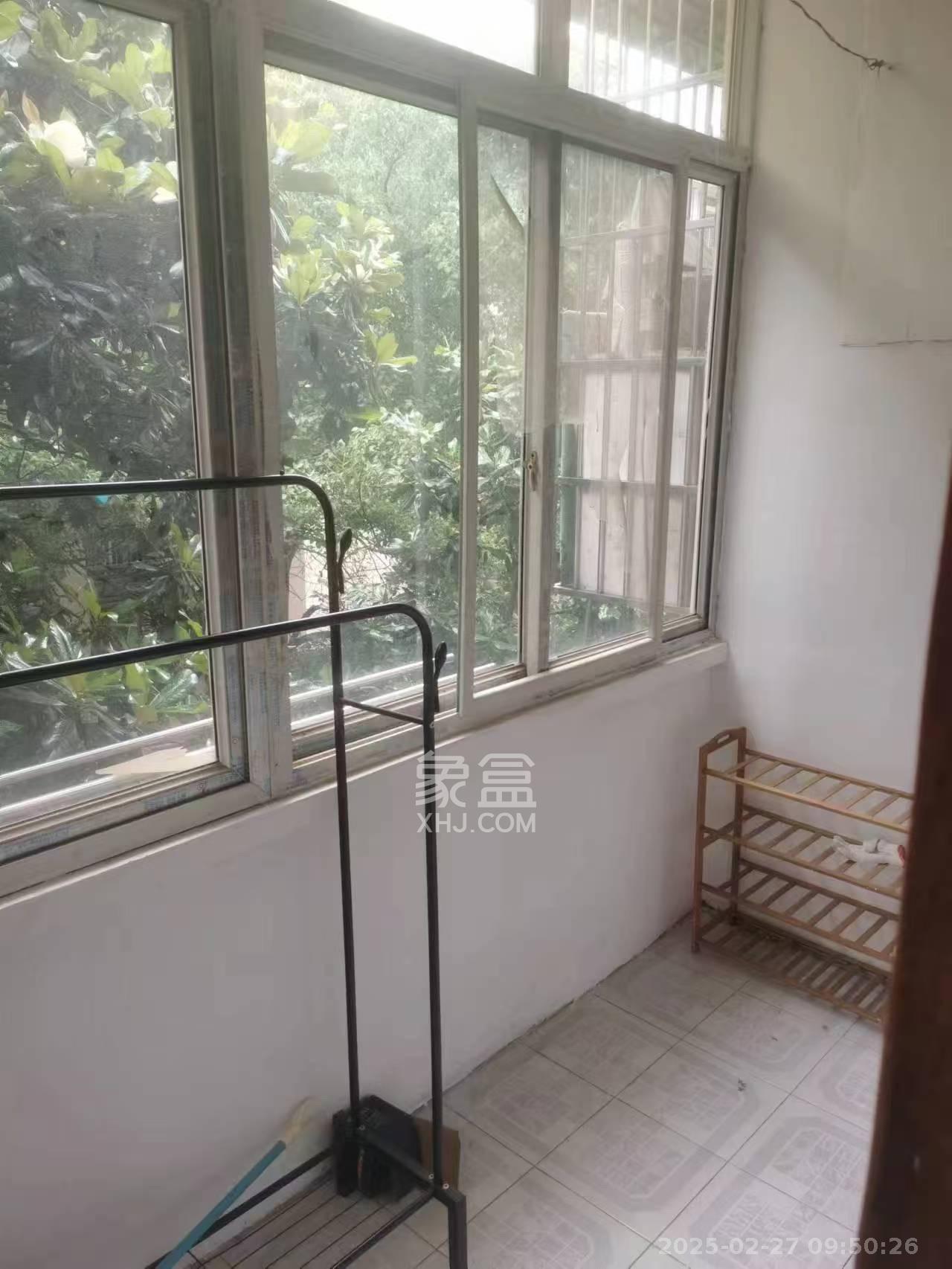 文艺新村  1室1厅1卫   990.00元/月室内图