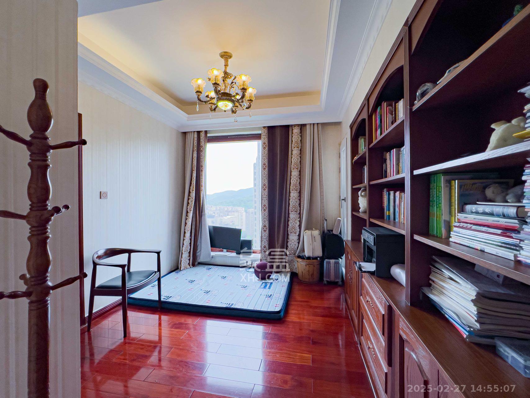 金茂梅溪湖 3室2厅2卫 7000.0元/月 金茂梅溪湖 3室2厅2卫 7000.0元/月室内图