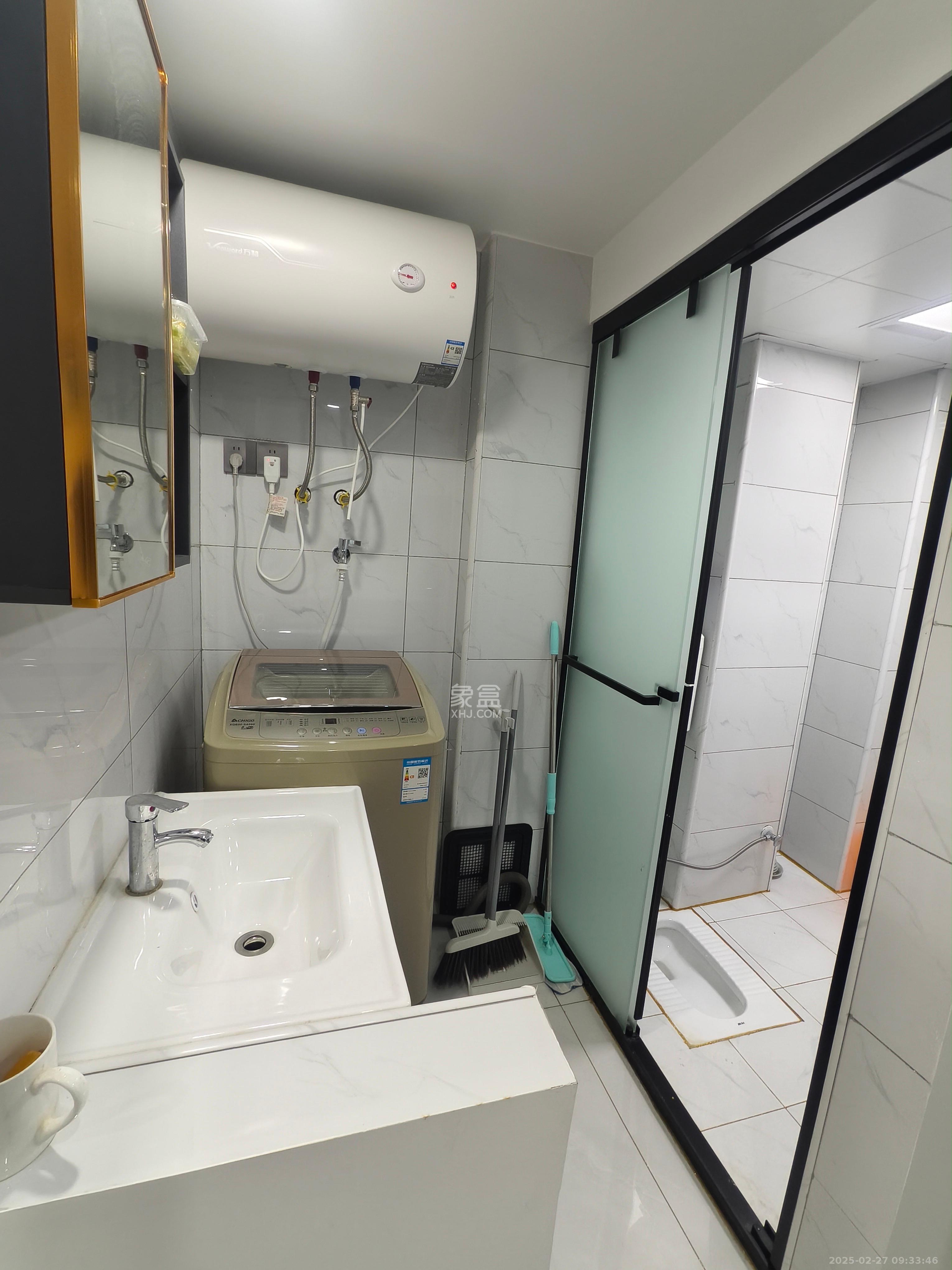 永宏万家里  1室1厅1卫    1700.0元/月 永宏万家里  1室1厅1卫    1700.0元/月室内图