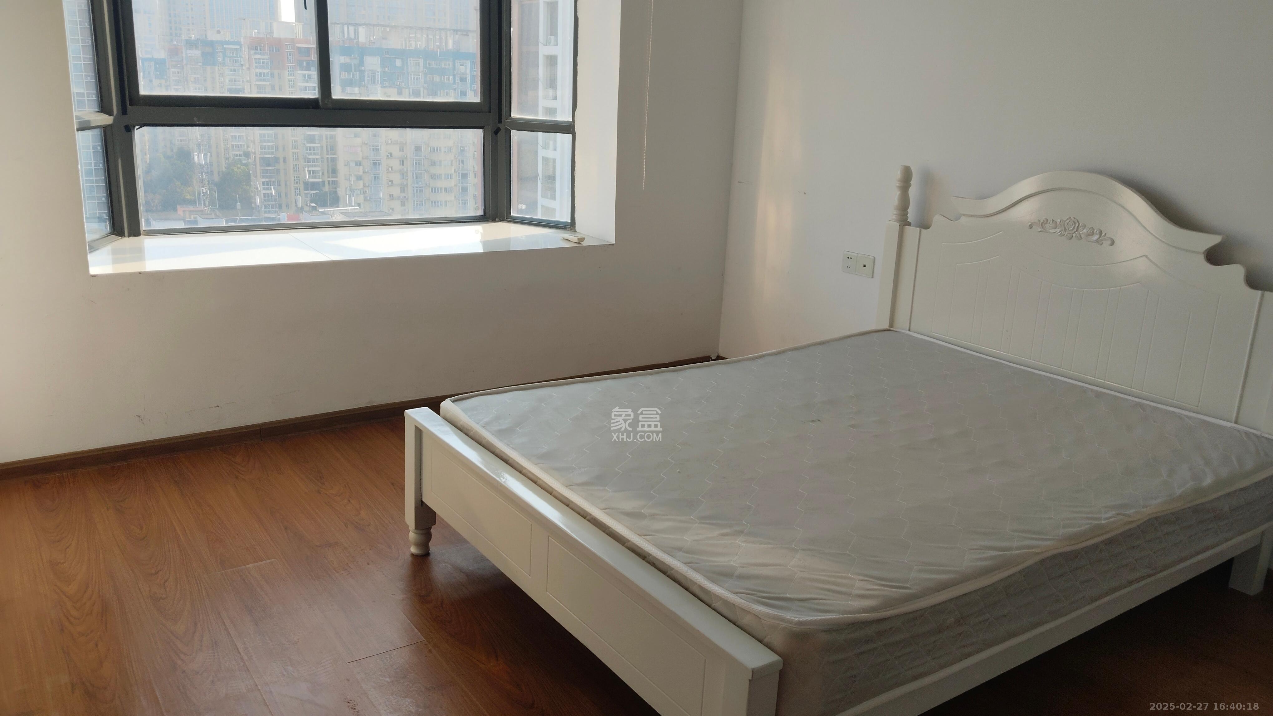 恒盛世家 3室1厅2卫 2100.0元/月 恒盛世家 3室1厅2卫 2100.0元/月室内图