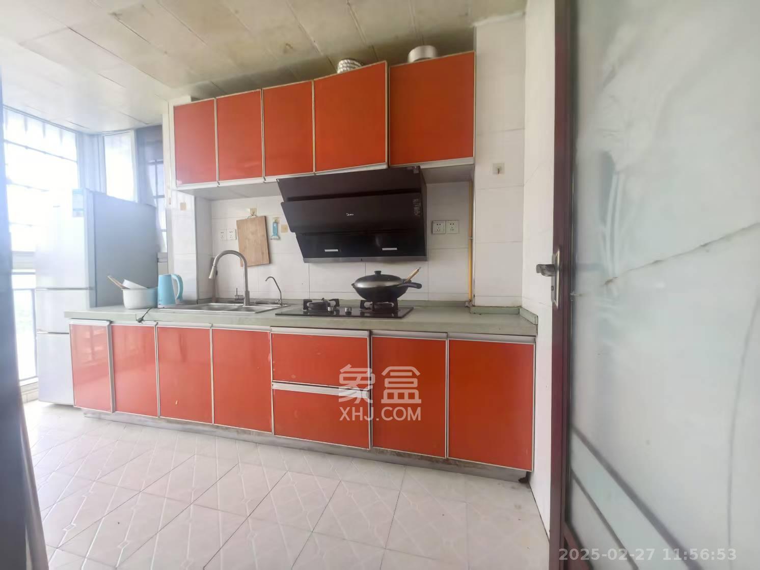 好家园 4室2厅2卫 2300.0元/月 好家园 4室2厅2卫 2300.0元/月室内图