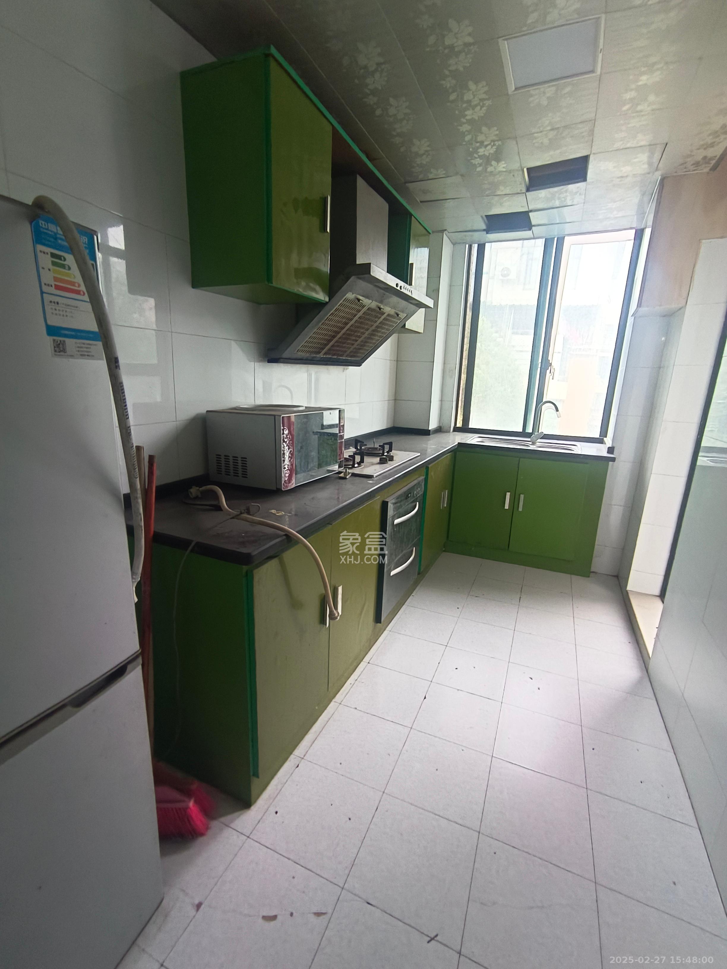 东业早安星城 7室2厅2卫 3000.0元/月 东业早安星城 7室2厅2卫 3000.0元/月室内图