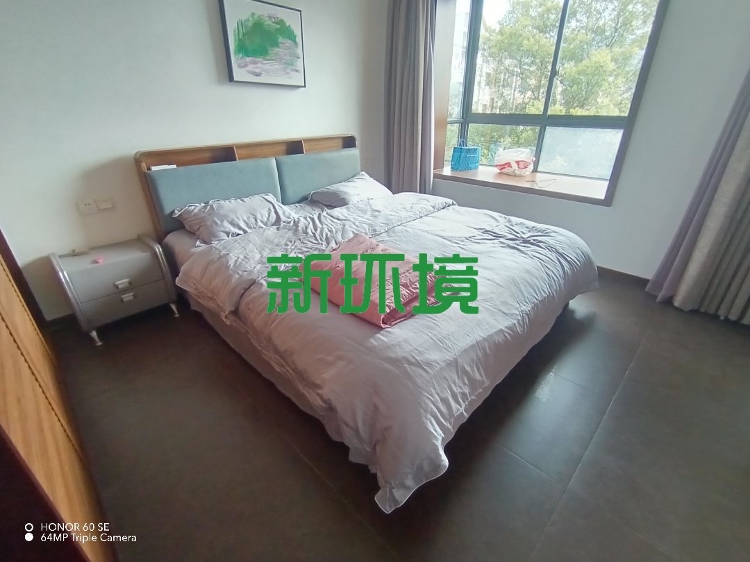 裕兴山水  2室2厅1卫   53.80万客厅