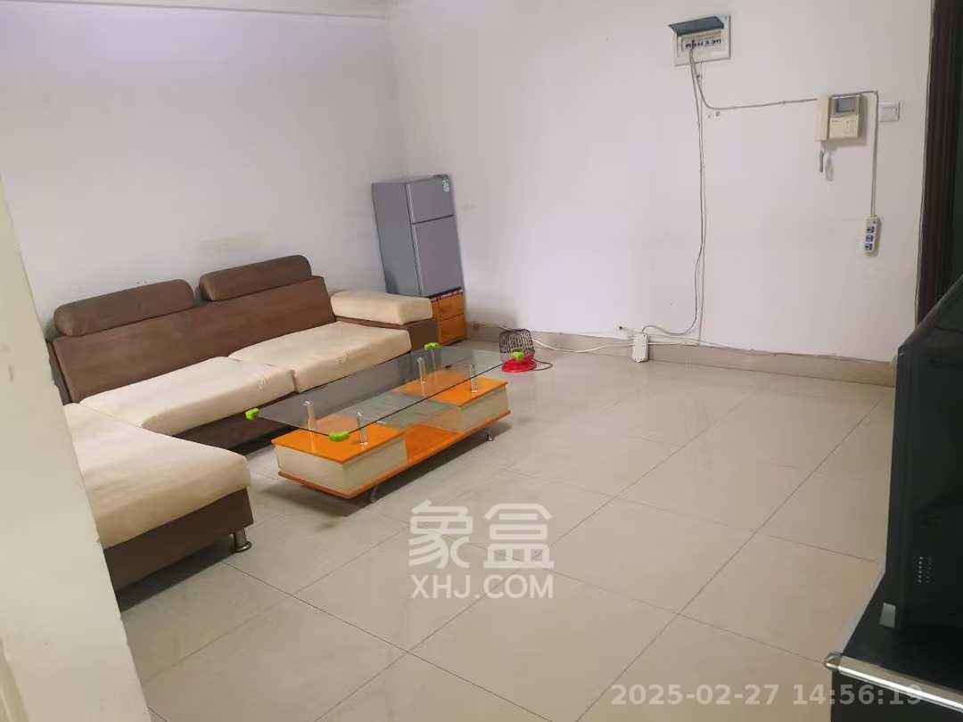 芙蓉苑  2室1厅1卫    1500.0元/月室内图