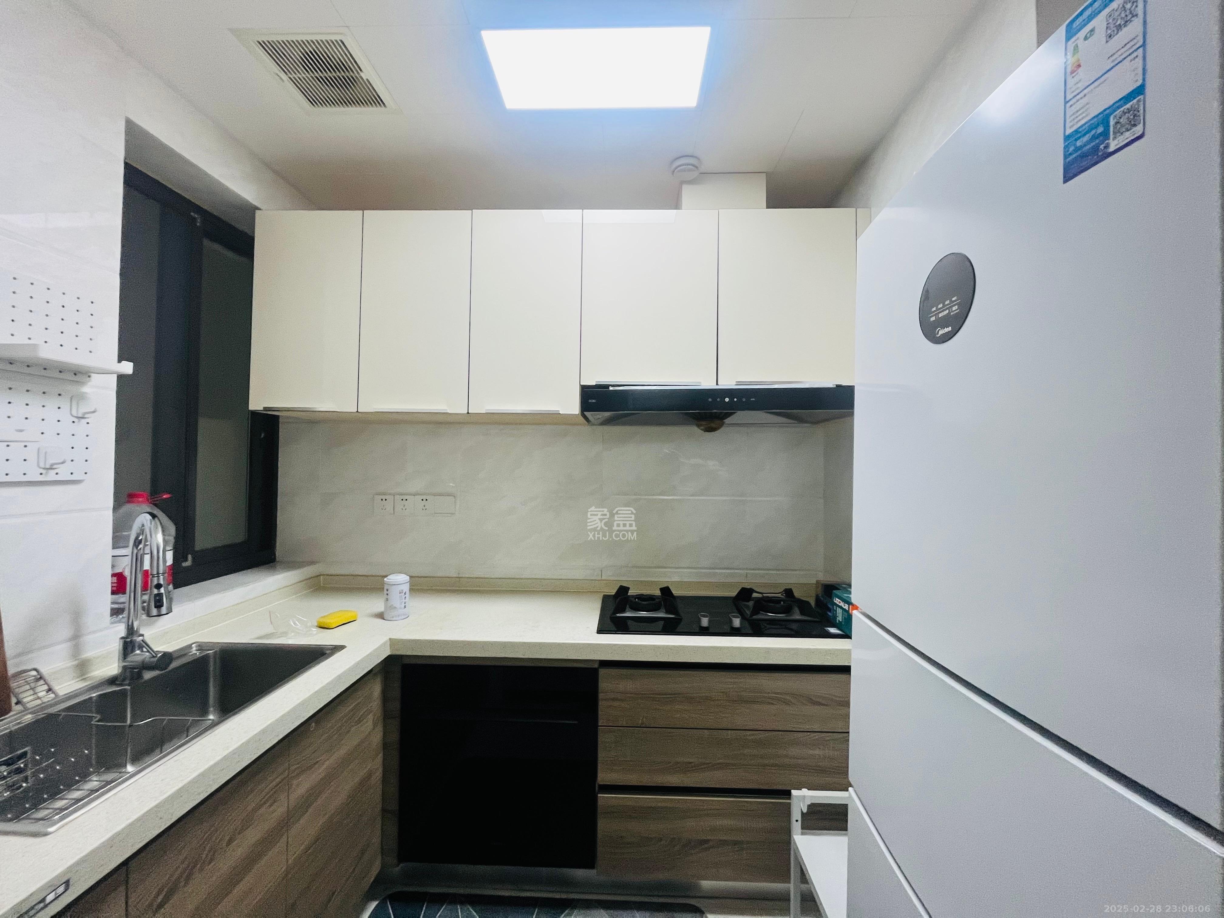 坪山家园  2室2厅1卫    1500.0元/月 坪山家园  2室2厅1卫    1500.0元/月室内图