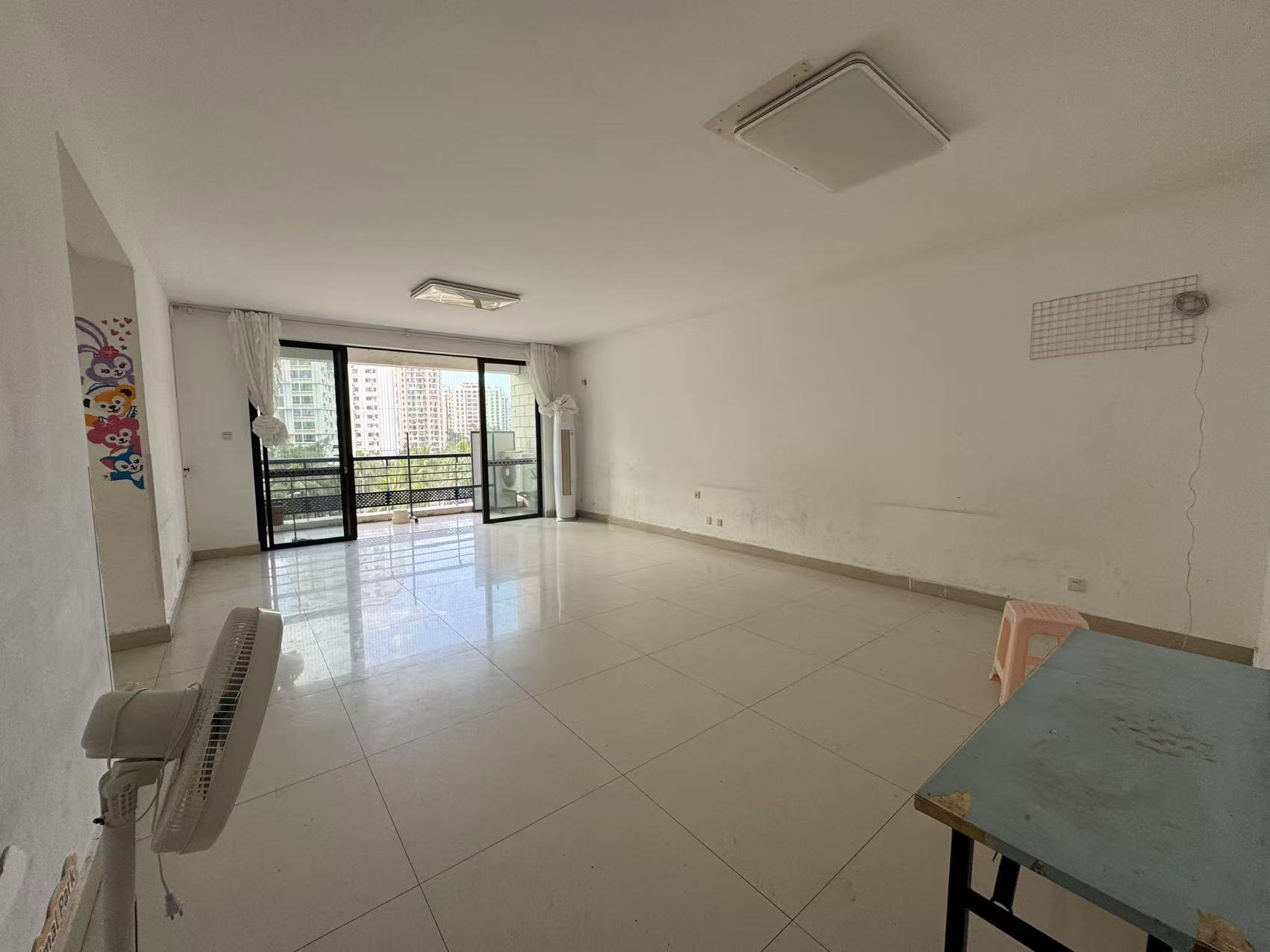 紫荆花园二区 3室2厅2卫 4500.0元/月 紫荆花园二区 3室2厅2卫 4500.0元/月室内图