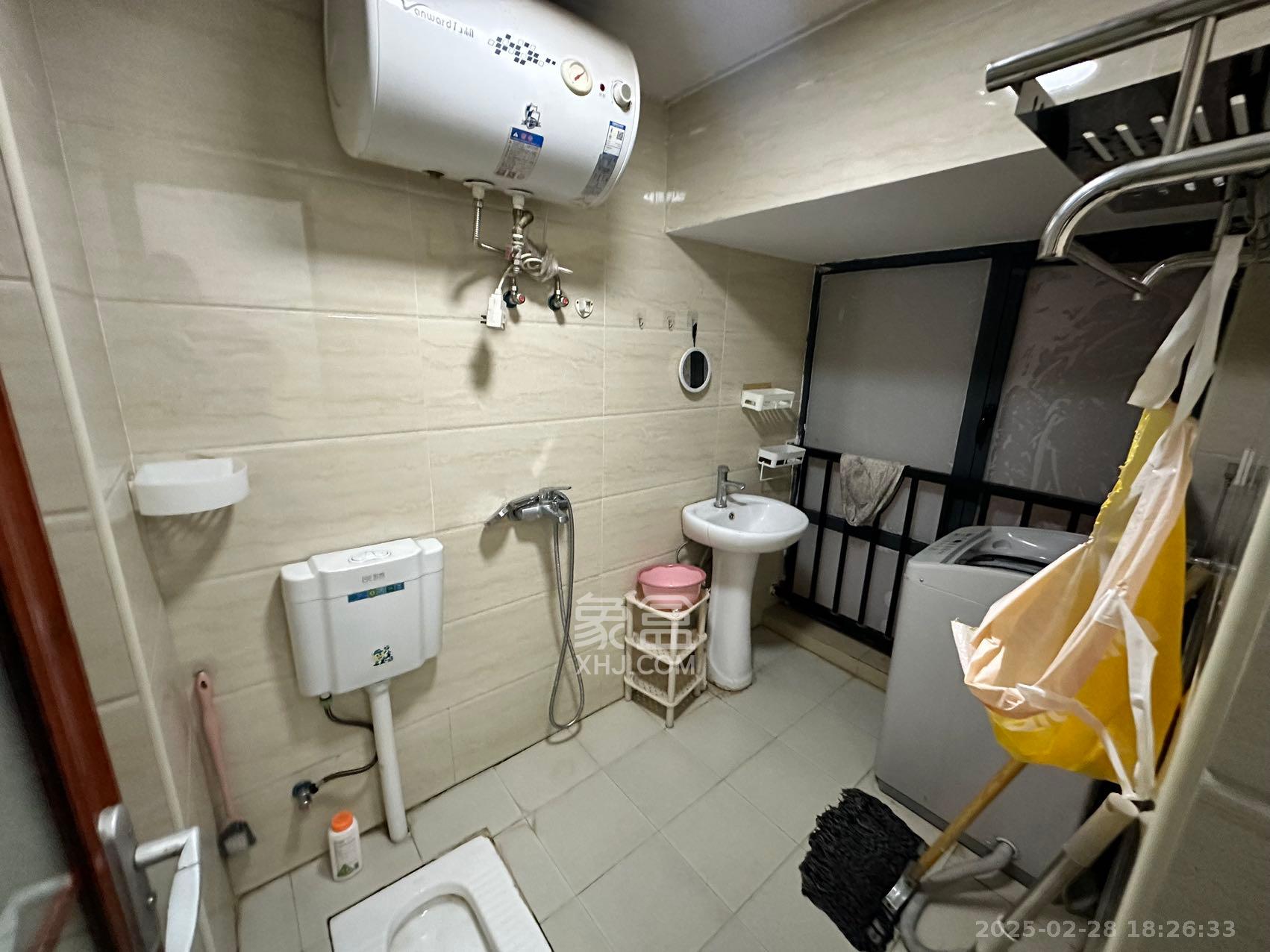 中建芙蓉嘉苑  1室1厅1卫   1200.00元/月室内图