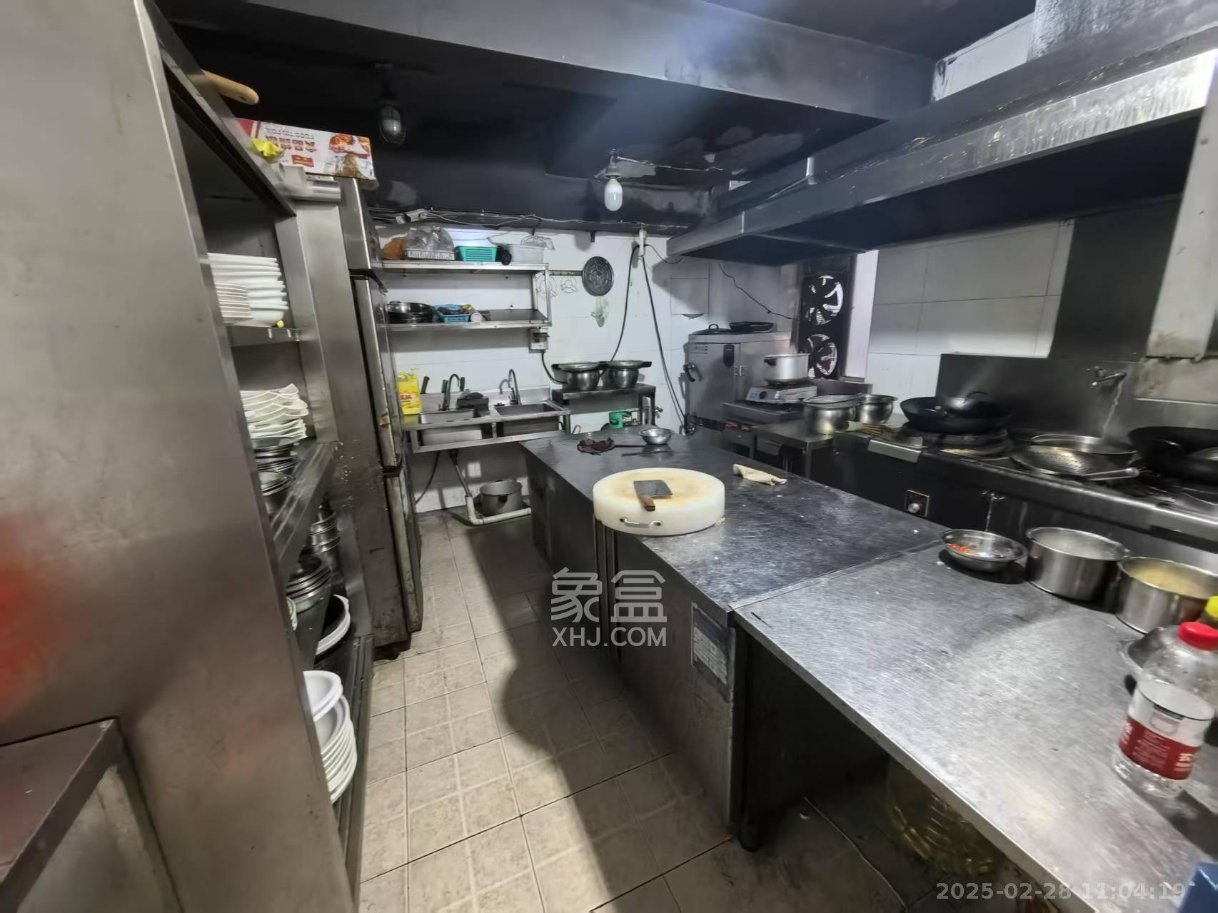 马王堆陶瓷建材新城 3室2厅1卫 4000.0元/月 马王堆陶瓷建材新城 3室2厅1卫 4000.0元/月室内图