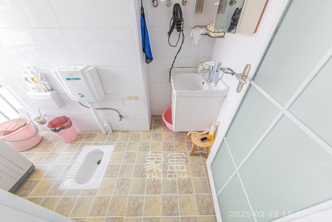 中建芙蓉嘉苑  1室1厅1卫    1500.0元/月室内图