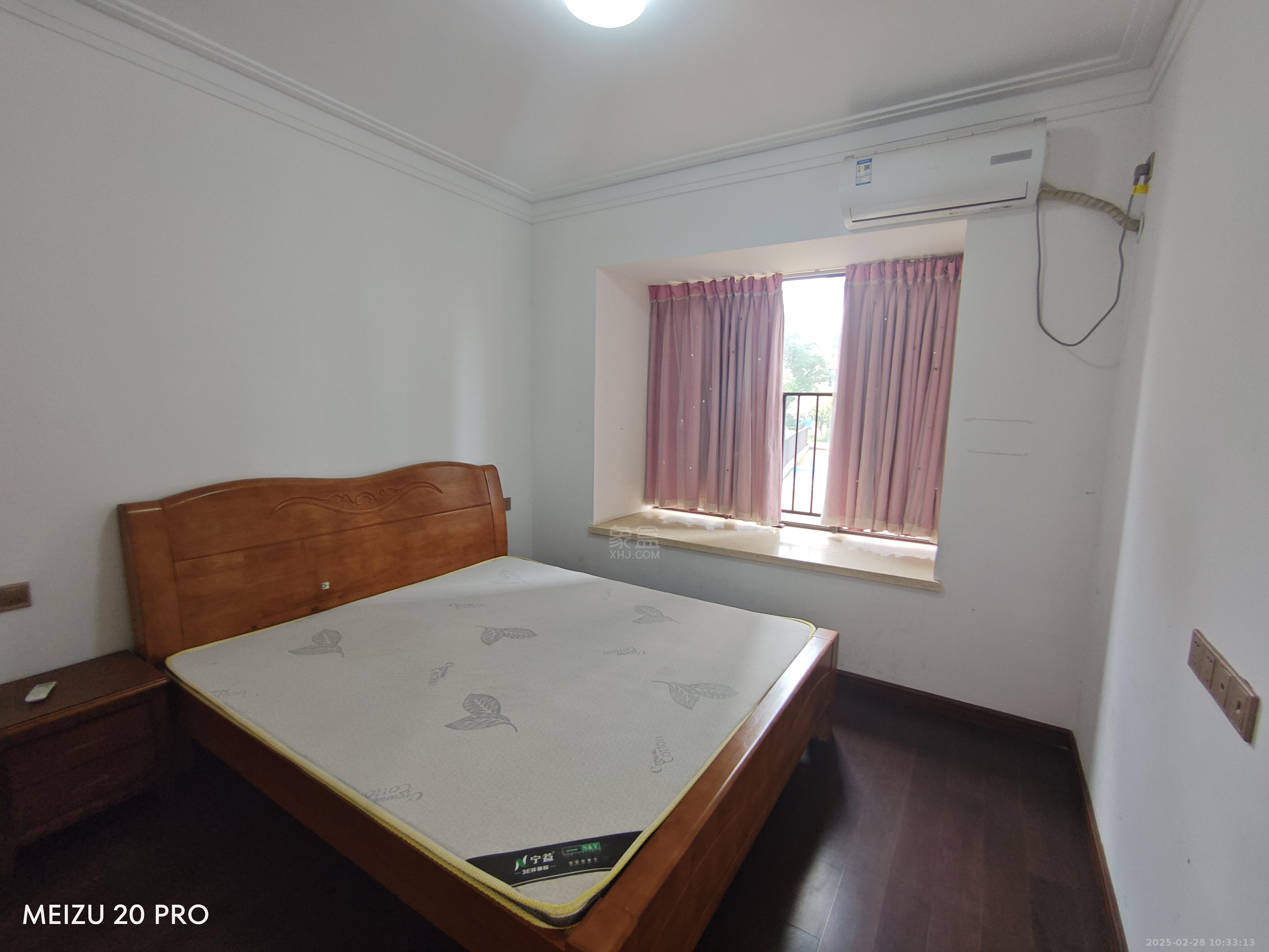 城际空间站 4室2厅2卫 1800.0元/月 城际空间站 4室2厅2卫 1800.0元/月室内图