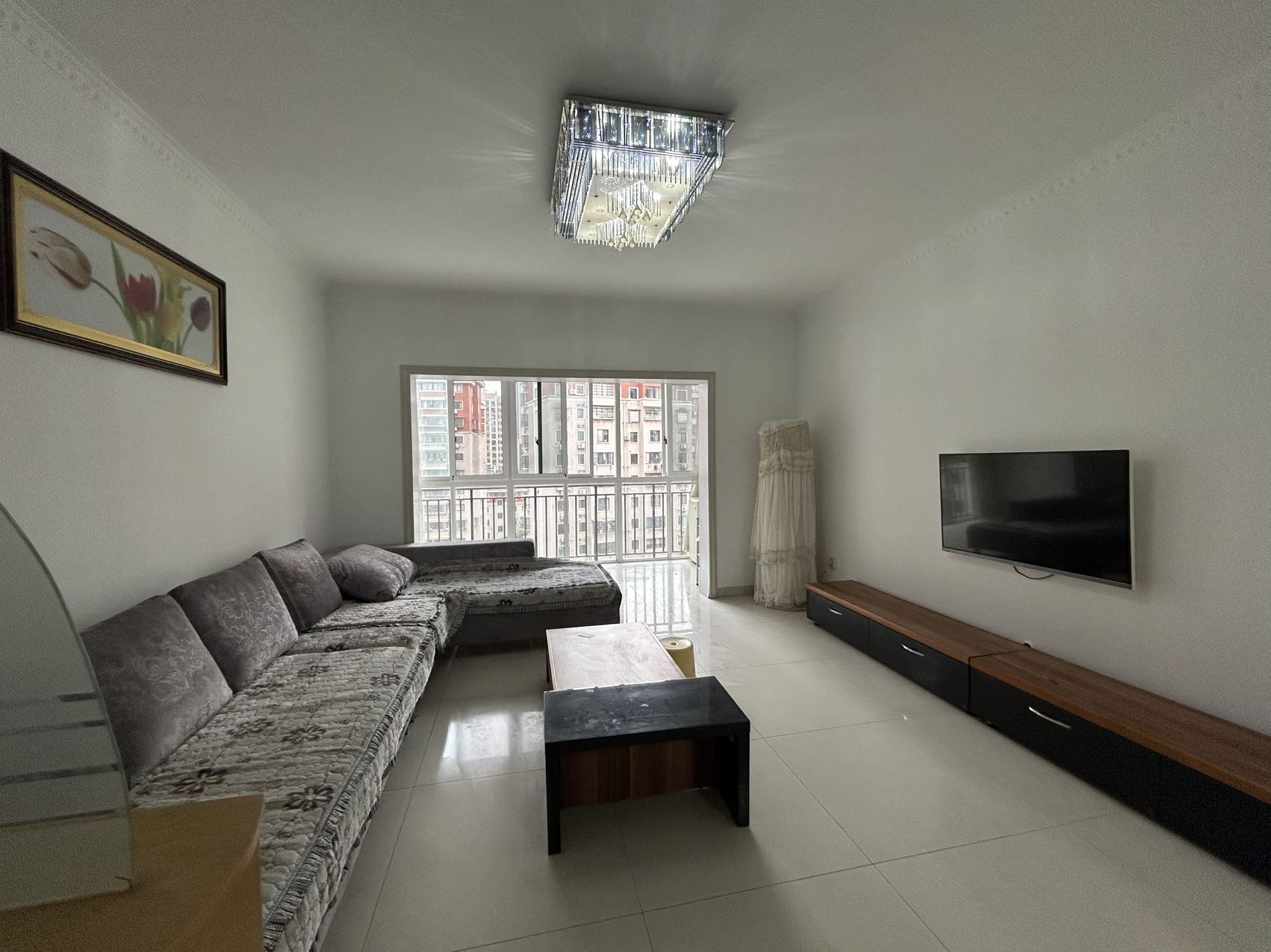 上城世家 3室2厅2卫 1800.0元/月 上城世家 3室2厅2卫 1800.0元/月室内图