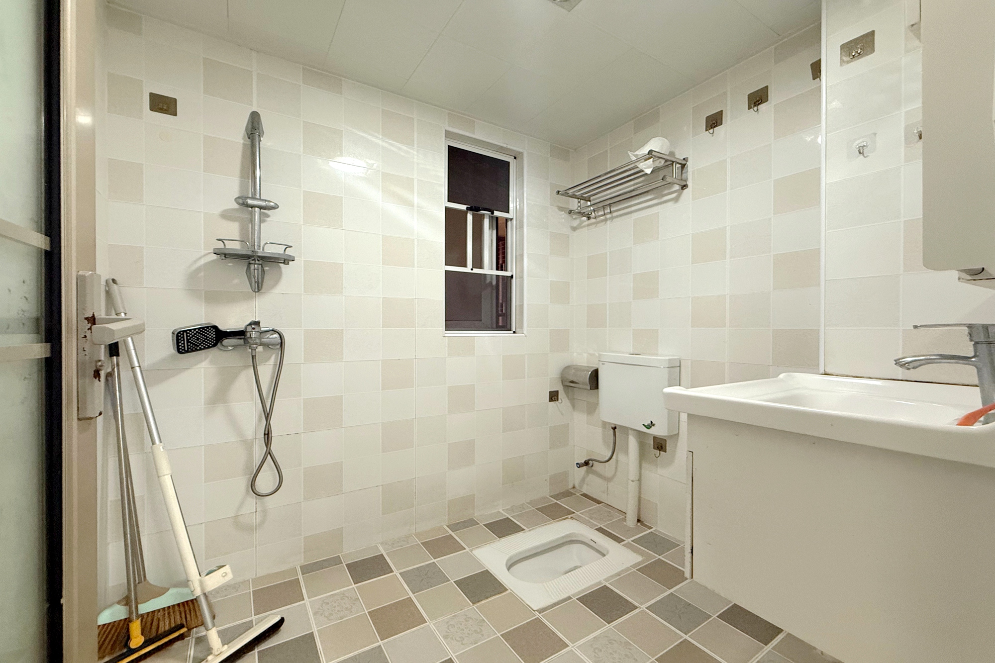 新城国际花都 3室2厅2卫 74.0万 新城国际花都 3室2厅2卫 74.0万卫生间