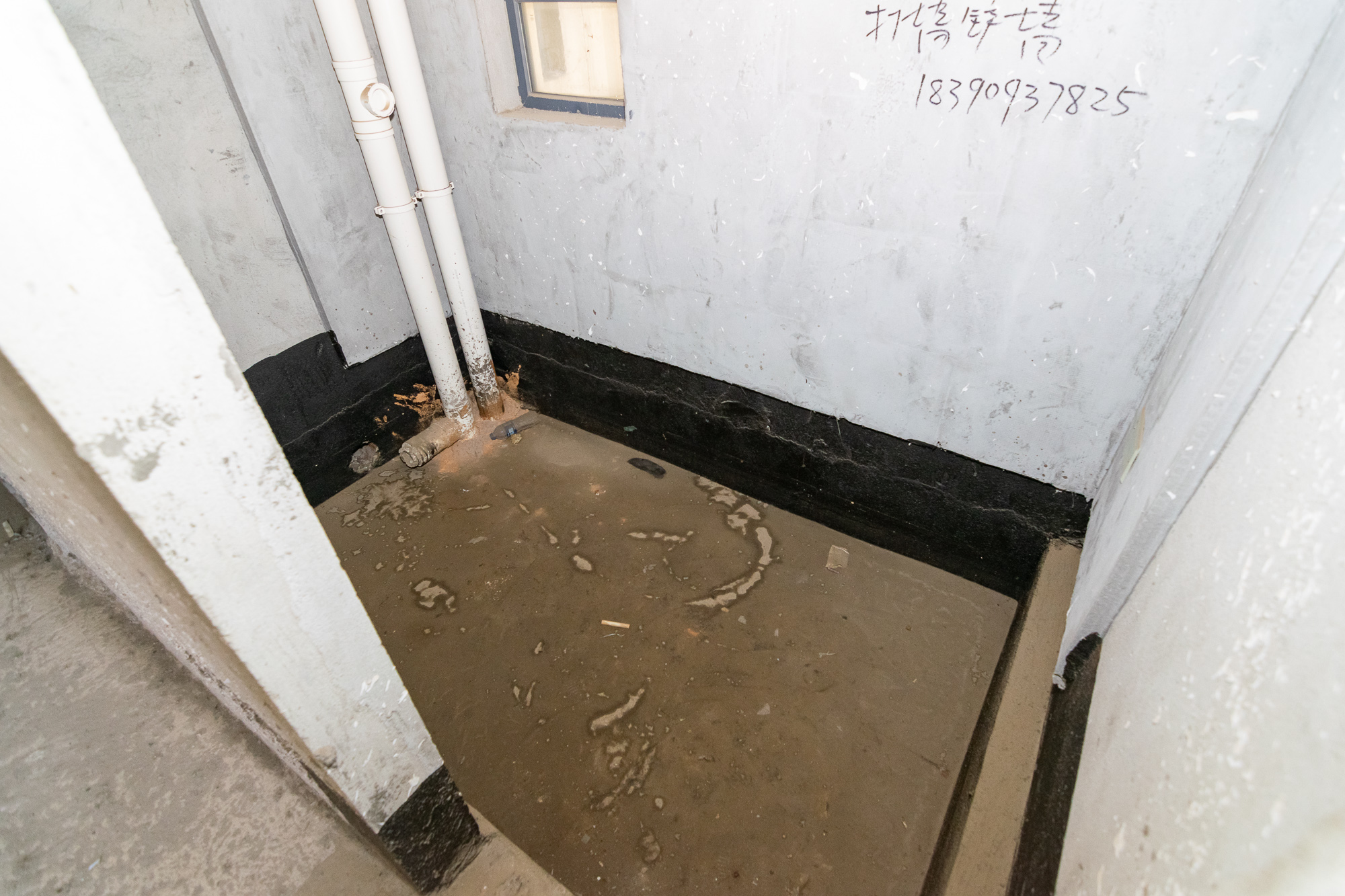 中粮鸿云  3室2厅2卫   66.00万卫生间