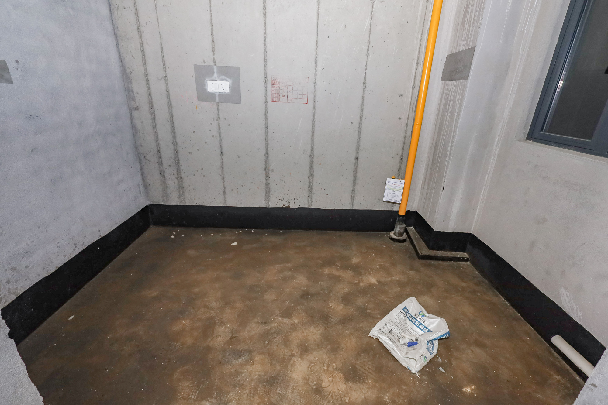 轨道中建麓江府  3室2厅2卫   165.80万厨房