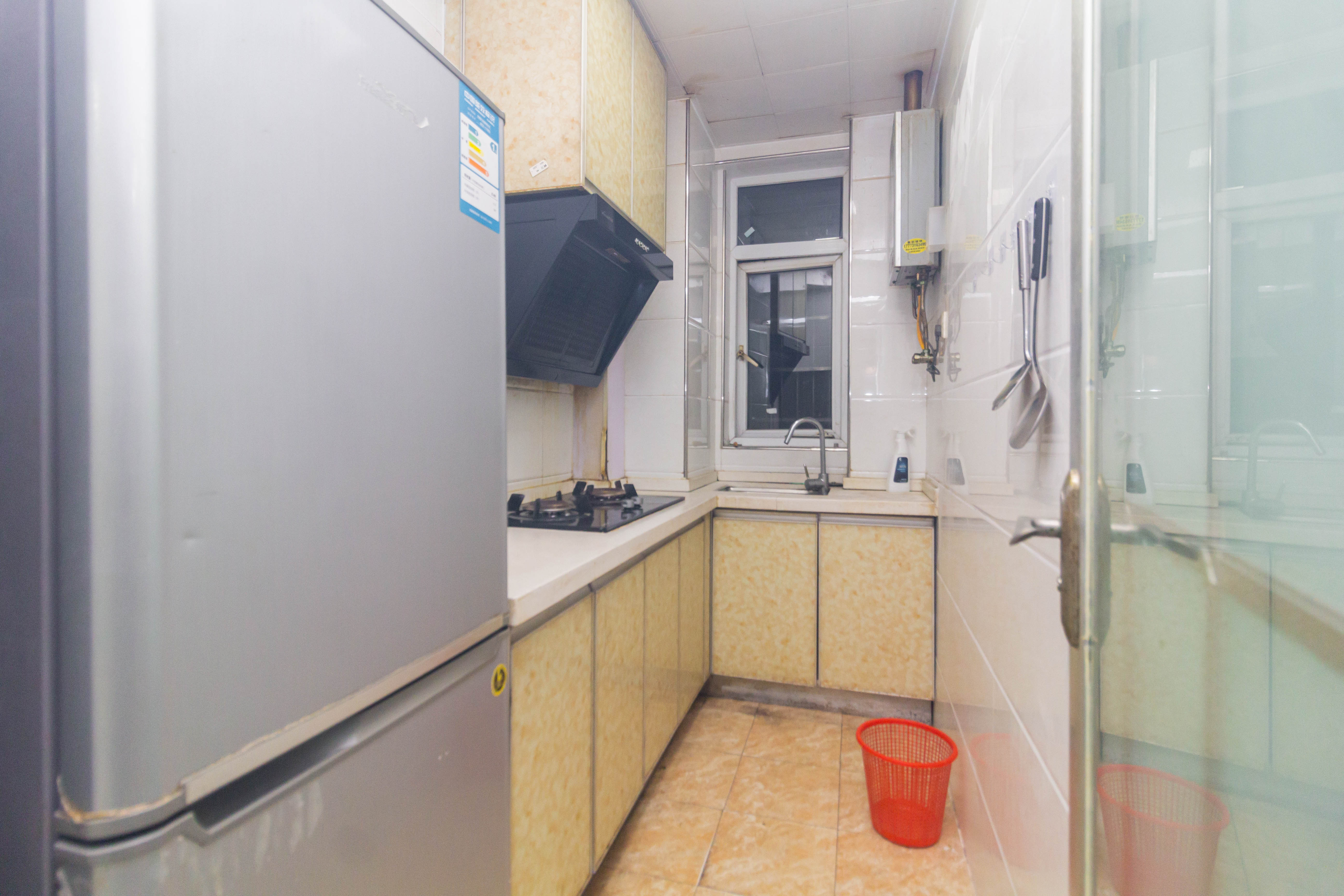 爵士湘  2室2厅1卫    33.8万 爵士湘  2室2厅1卫    33.8万厨房