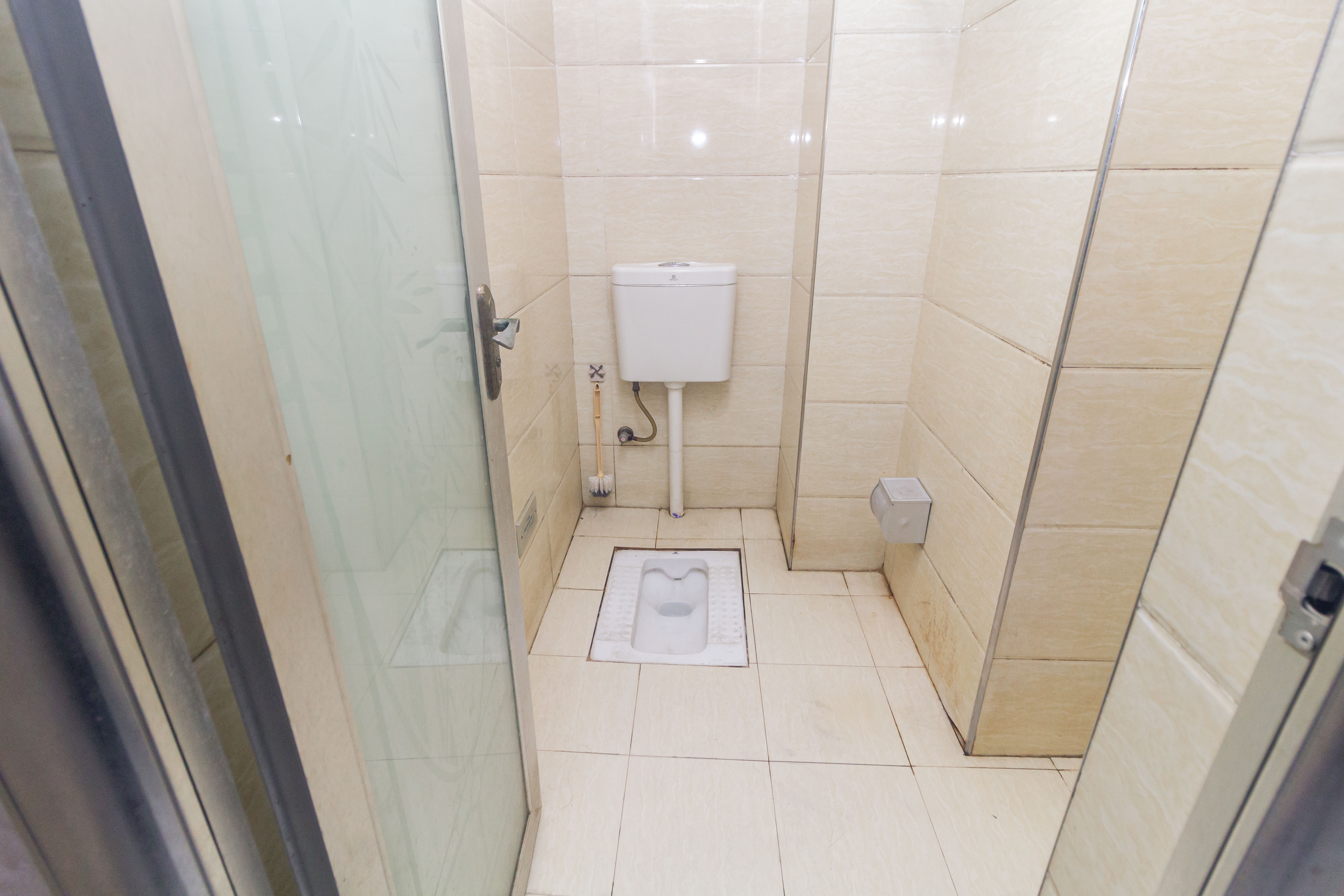 爵士湘  2室2厅1卫    33.8万 爵士湘  2室2厅1卫    33.8万卫生间