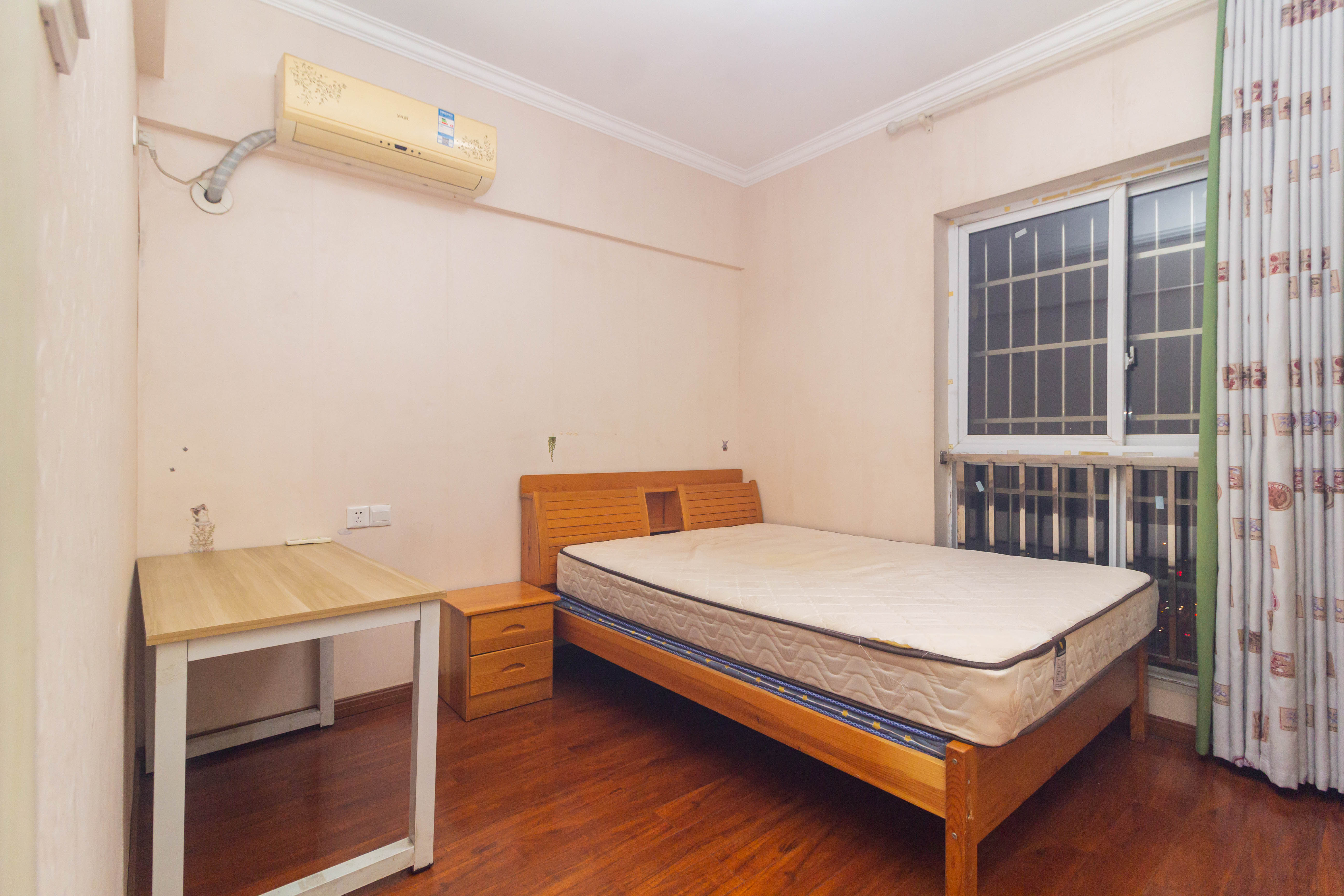 爵士湘  2室2厅1卫    33.8万 爵士湘  2室2厅1卫    33.8万卧室