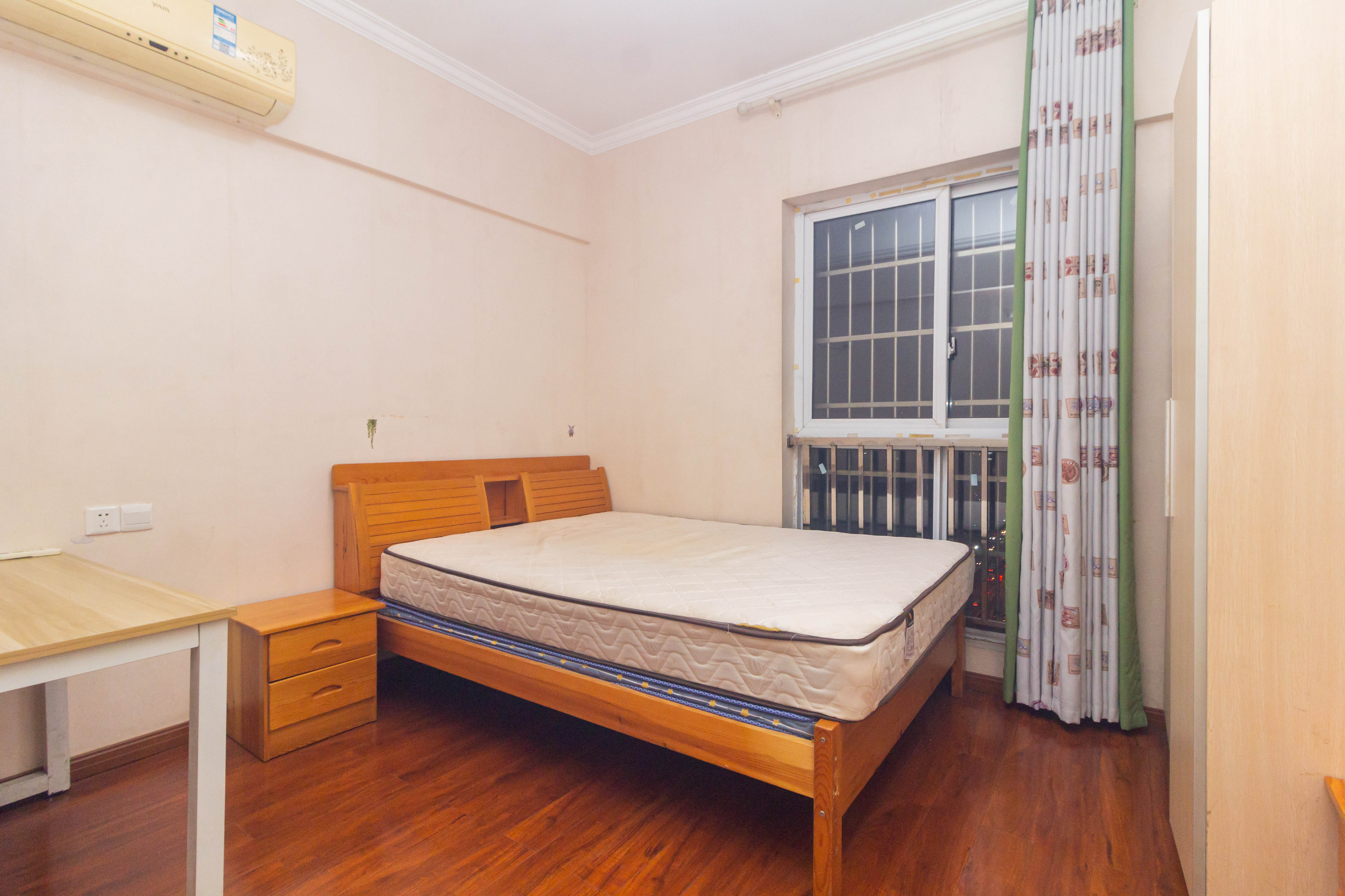 爵士湘  2室2厅1卫    33.8万 爵士湘  2室2厅1卫    33.8万卧室