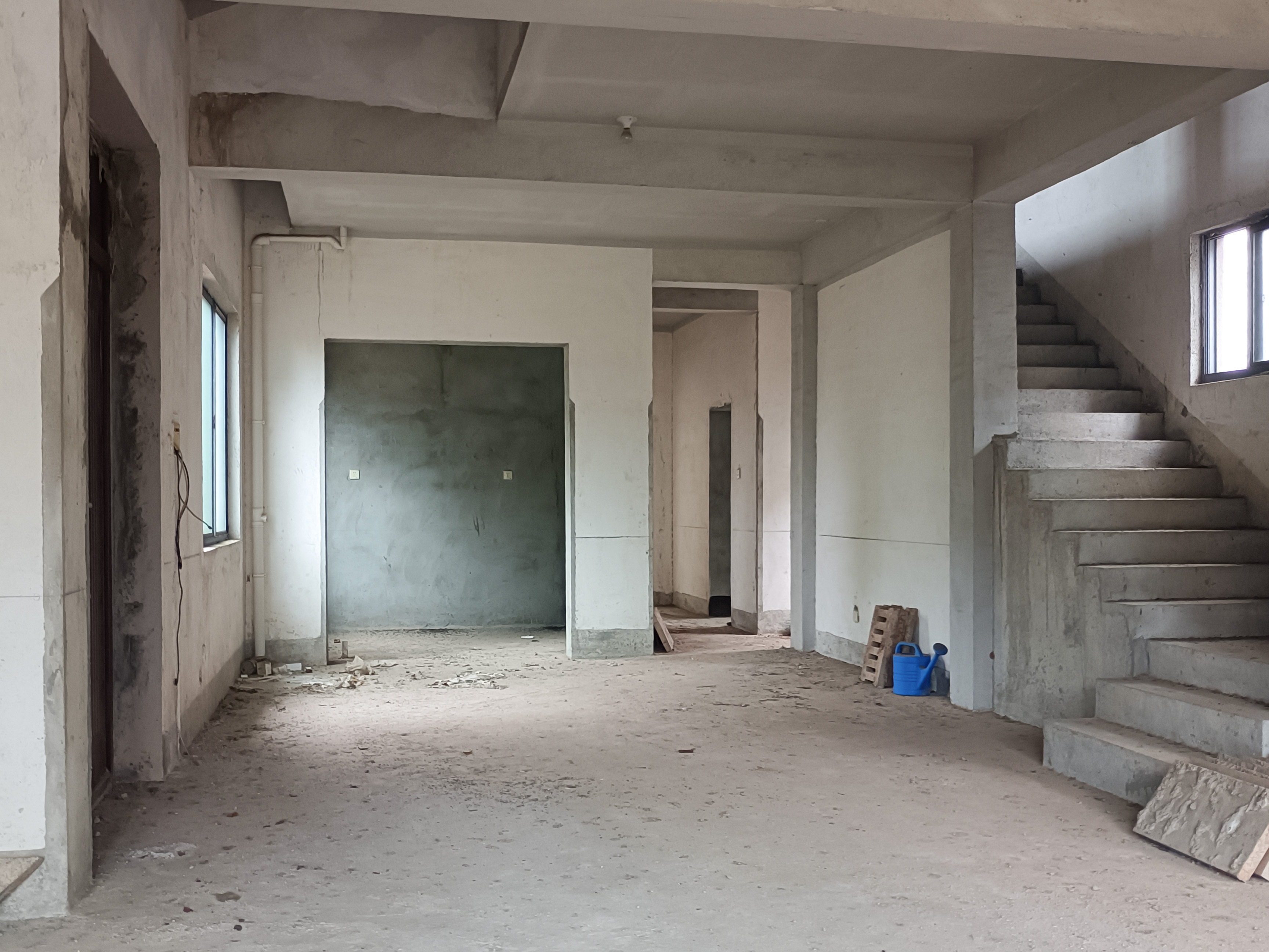 大鹏湾(黄花机场后勤基地)  6室3厅3卫    280.0万 大鹏湾(黄花机场后勤基地)  6室3厅3卫    280.0万客厅