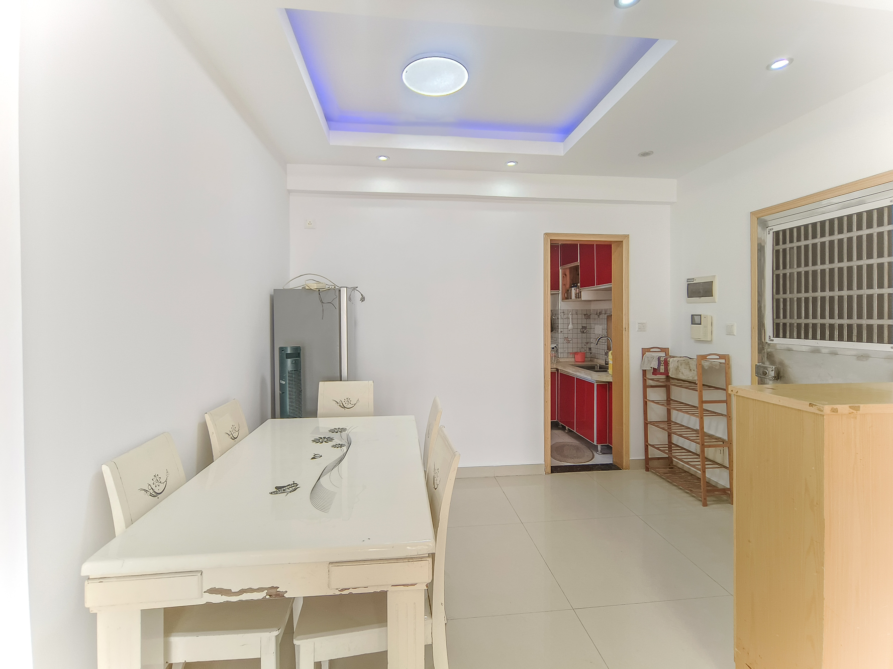 世景华庭 2室2厅1卫 49.0万 世景华庭 2室2厅1卫 49.0万客厅