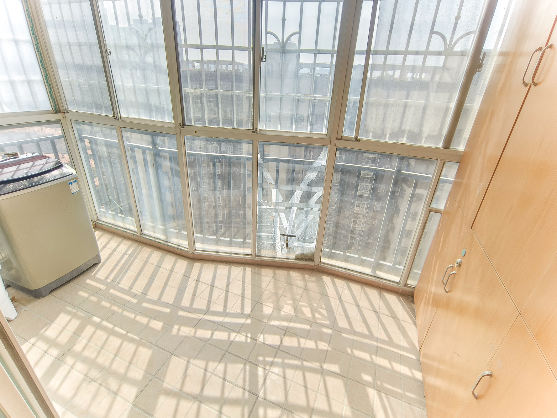 世景华庭 2室2厅1卫 49.0万 世景华庭 2室2厅1卫 49.0万阳台