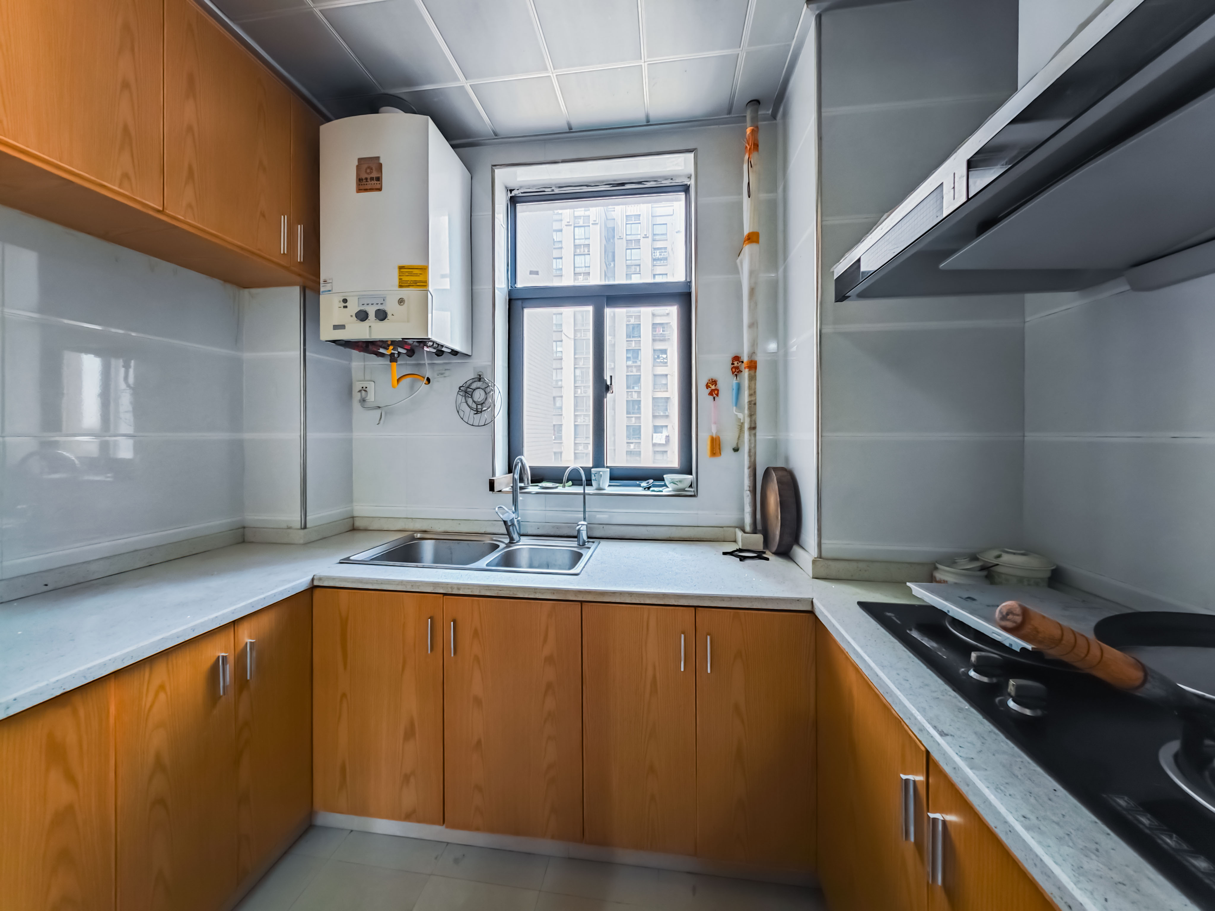 香樟兰亭(朗峰苑)  3室2厅1卫    75.0万 香樟兰亭(朗峰苑)  3室2厅1卫    75.0万厨房