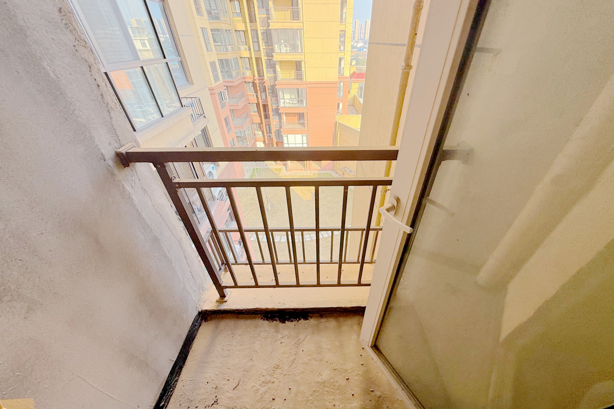 富兴悦府(富兴学府名邸) 0室0厅0卫 60.0万 富兴悦府(富兴学府名邸) 0室0厅0卫 60.0万阳台