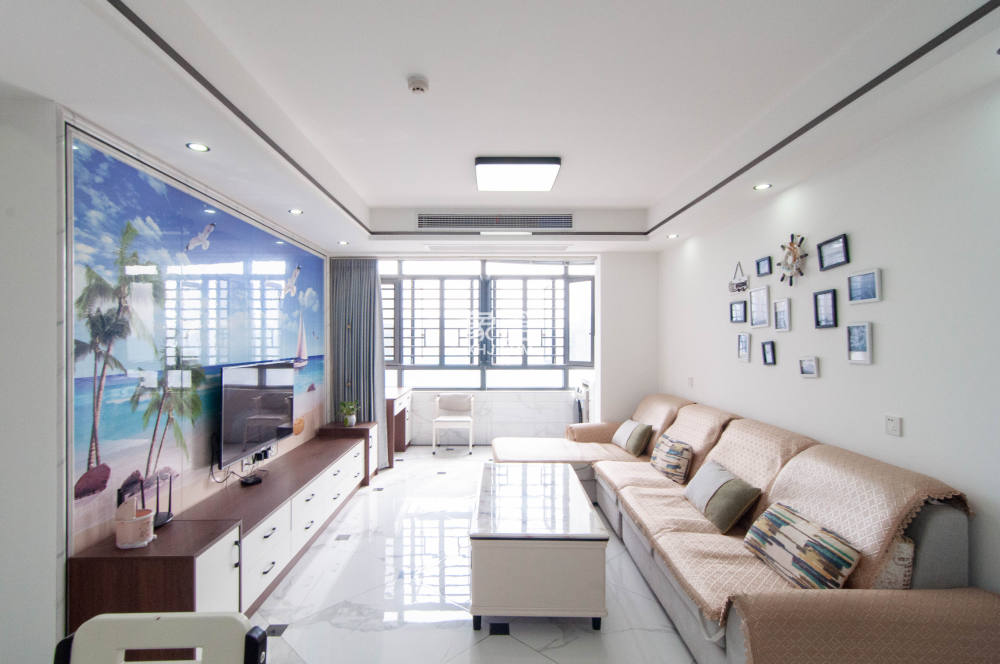 振业城三期  3室2厅2卫    130.0万