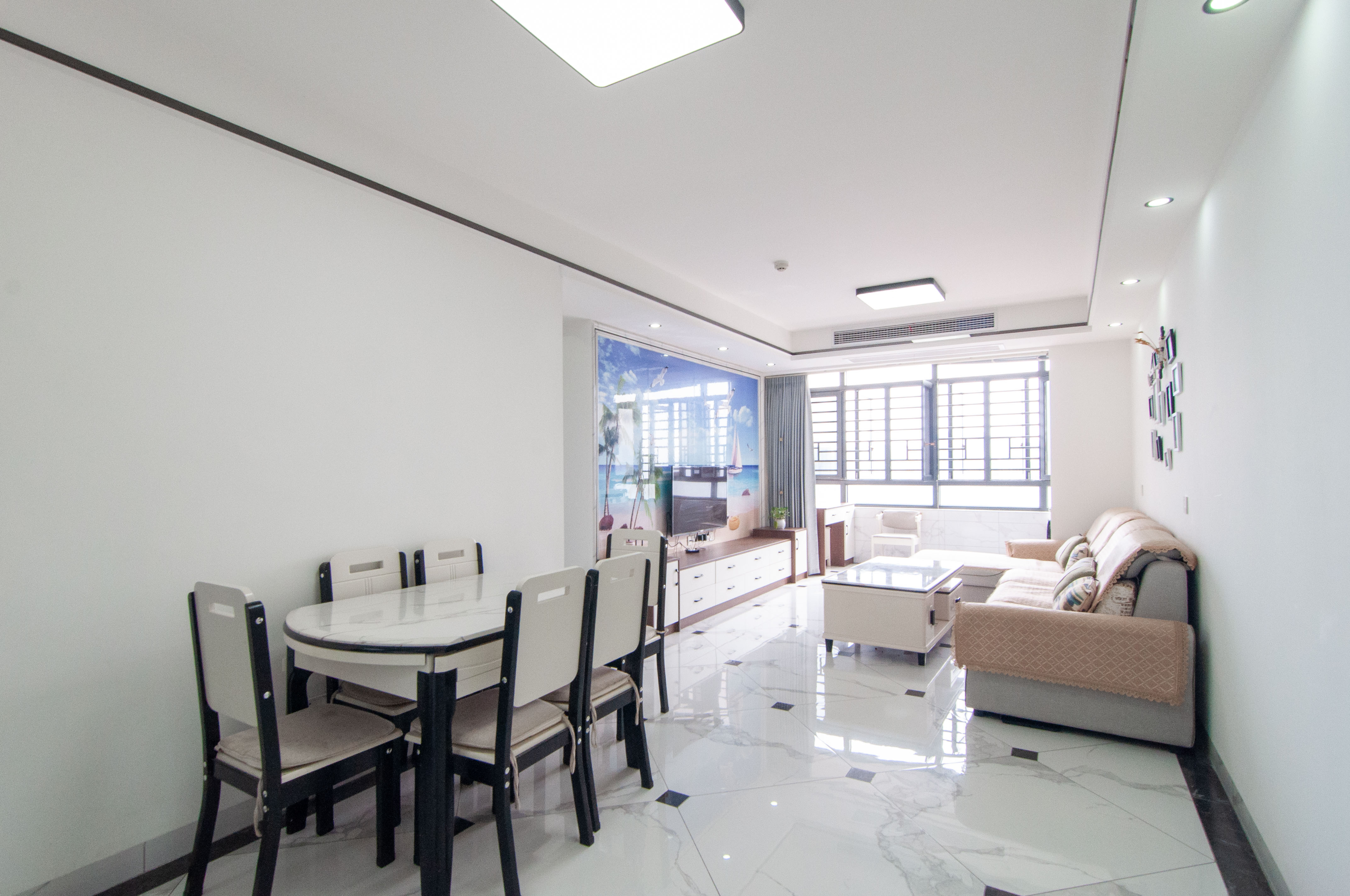 振业城三期 3室2厅2卫 139.0万 振业城三期 3室2厅2卫 139.0万客厅